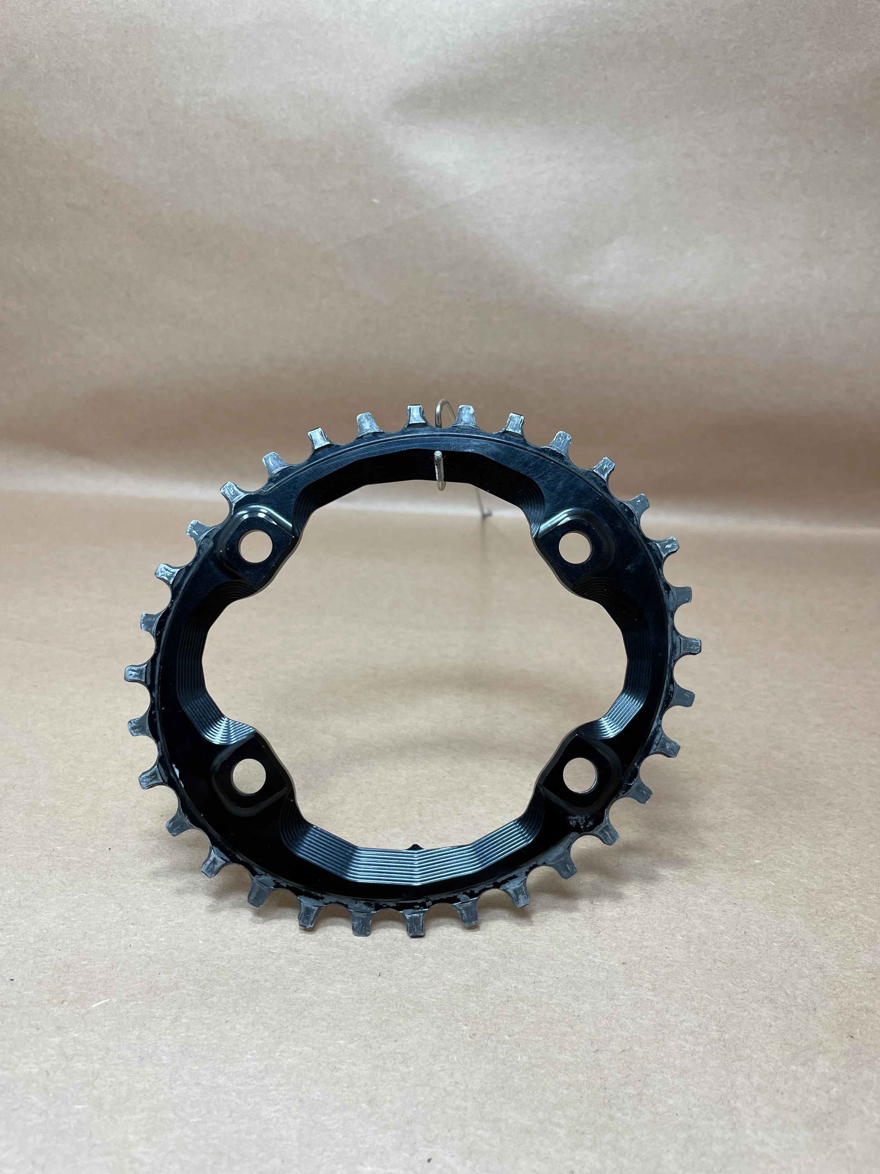 AbsoluteBLACK 32T 96BCD (Asymetric)Oval Chainring Black - Image 3