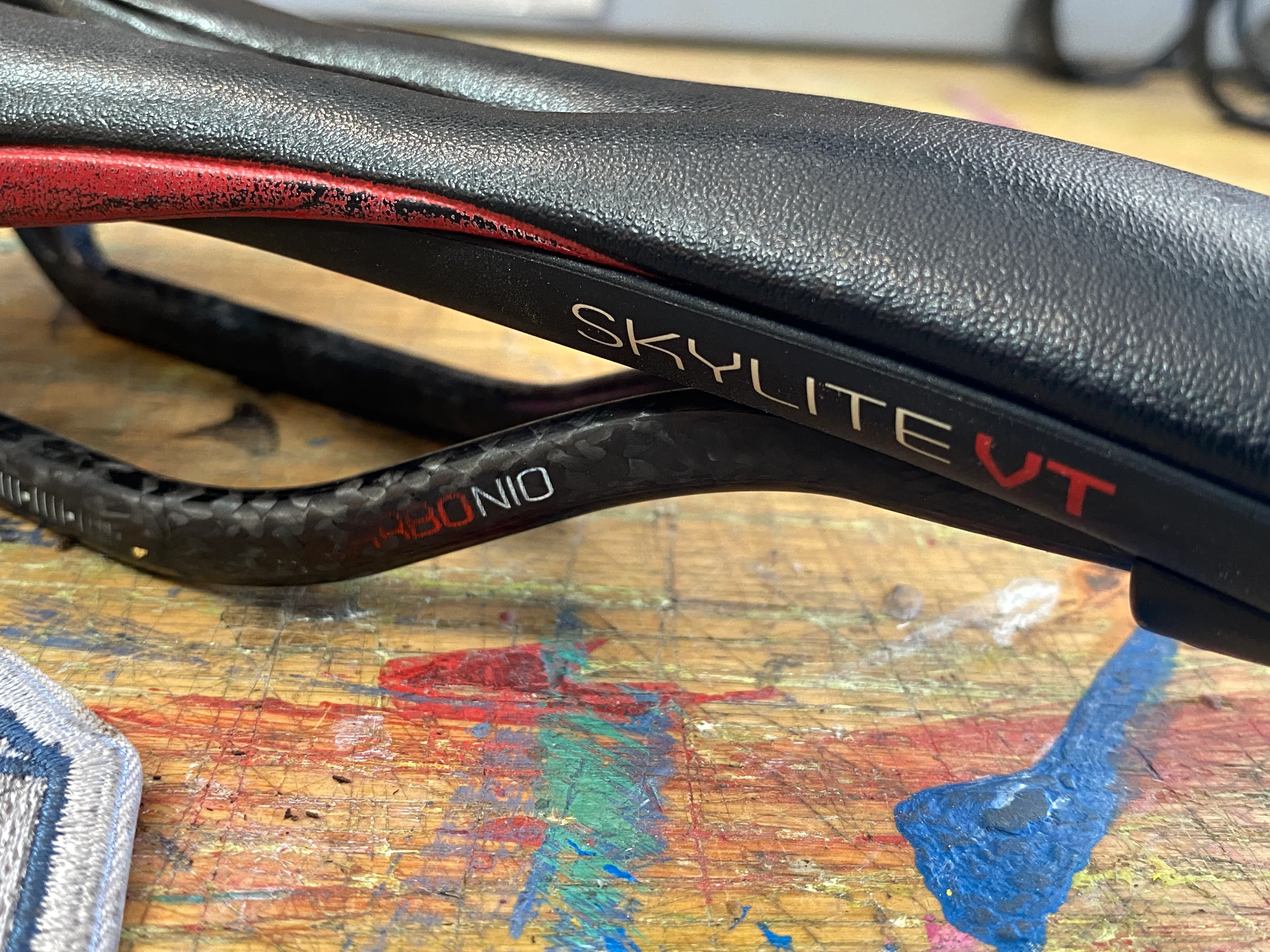 Astute Skylite VT Carbonio Saddle - Image 2