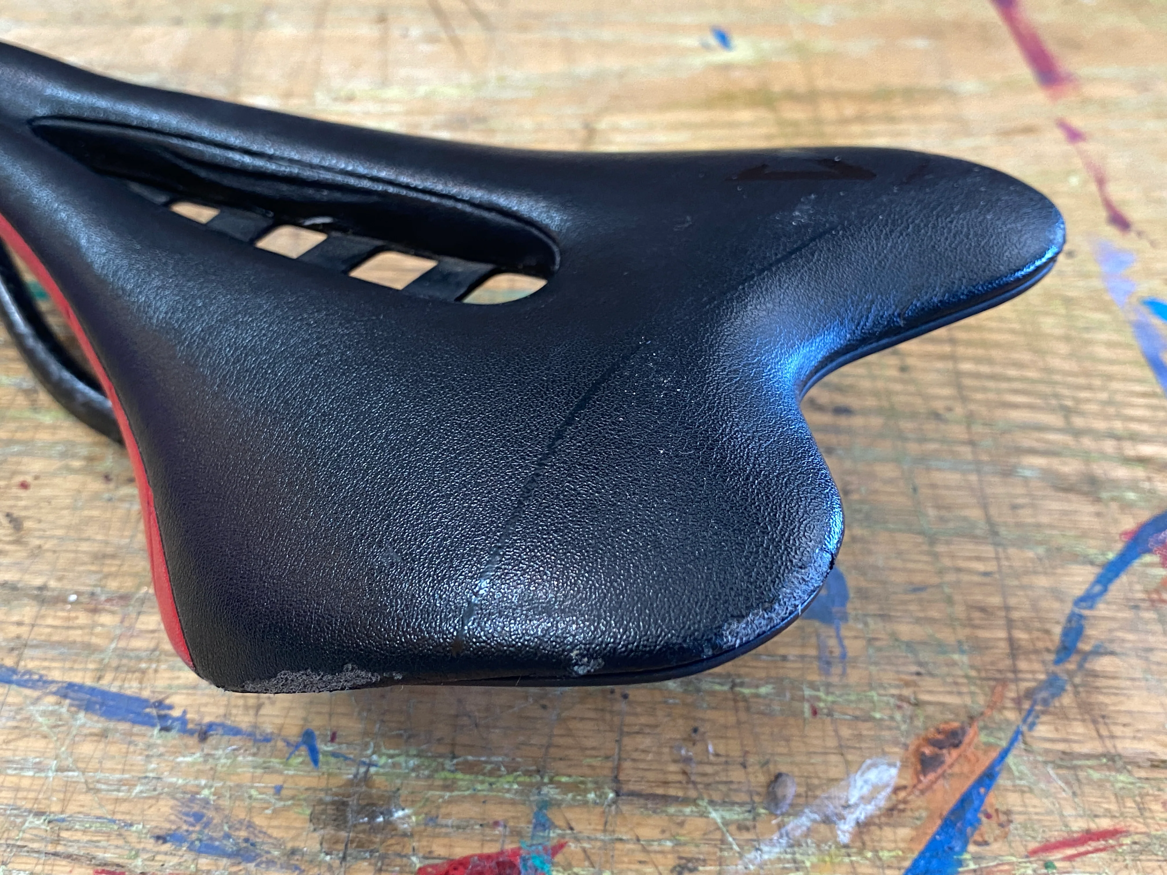 Astute Skylite VT Carbonio Saddle - Image 6