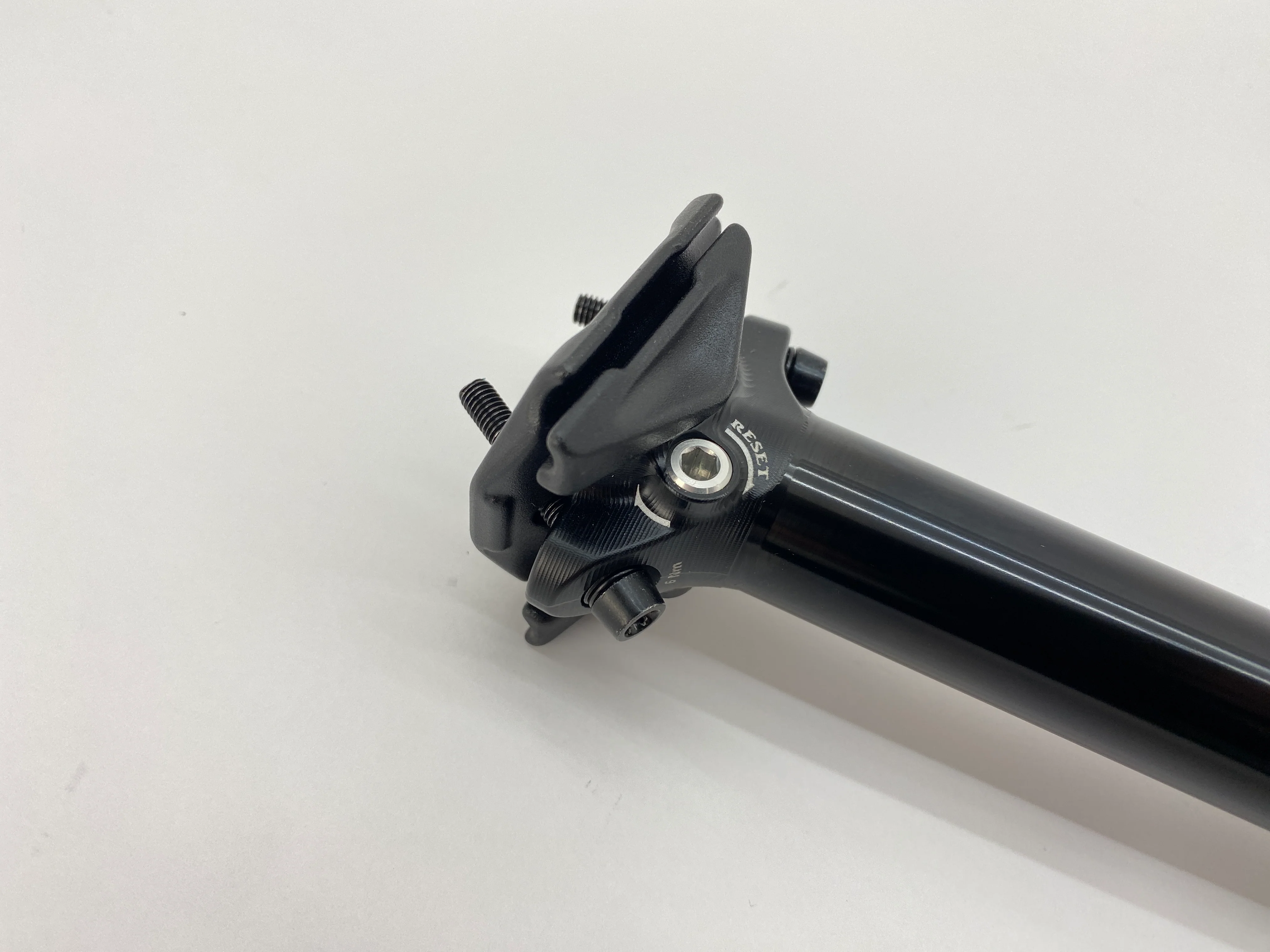 Bike Yoke Revive Dropper Seatpost 30.9 x 185 - Image 4