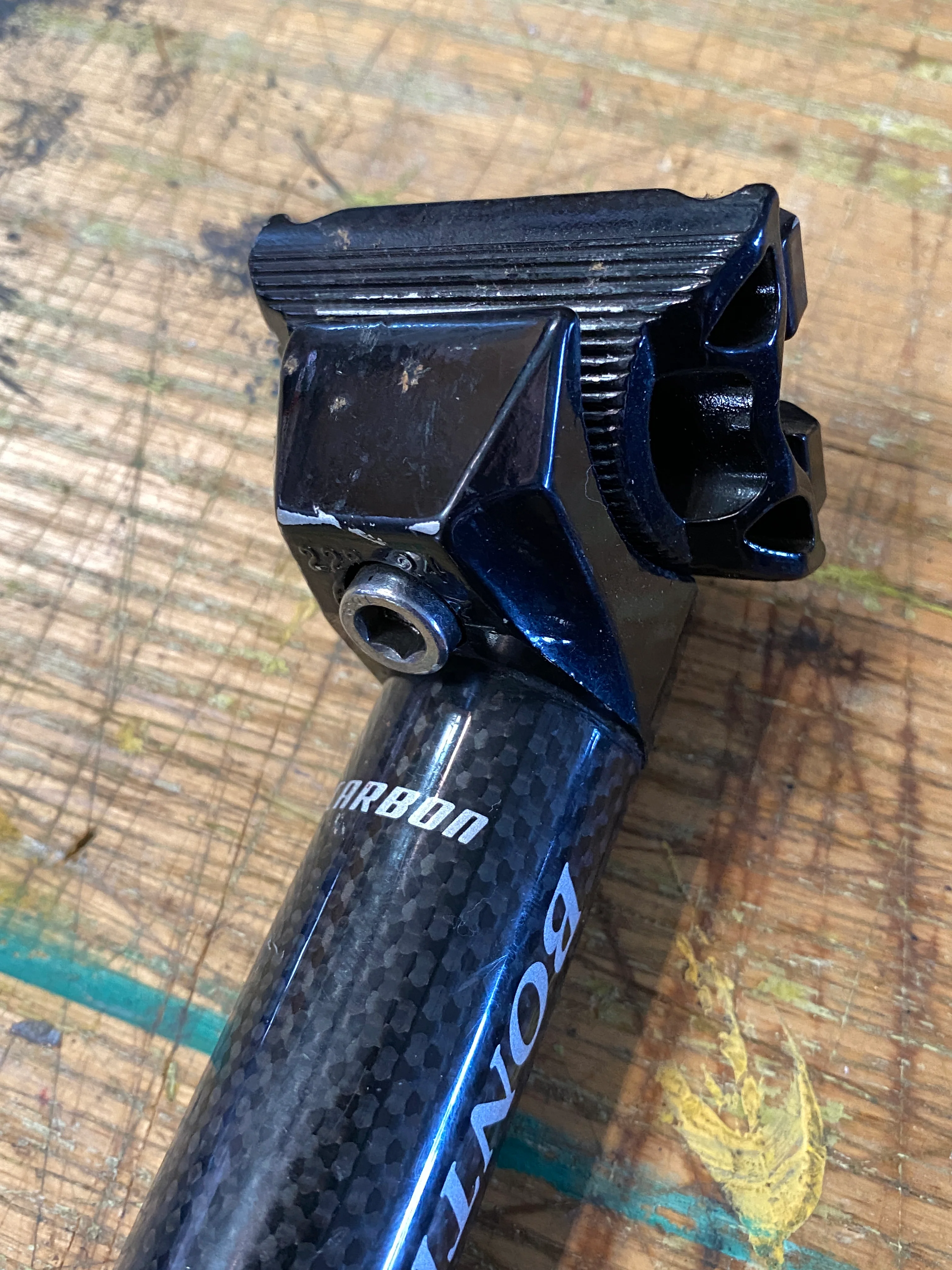 Bontrager Carbon Seatpost 27.2 - Image 3
