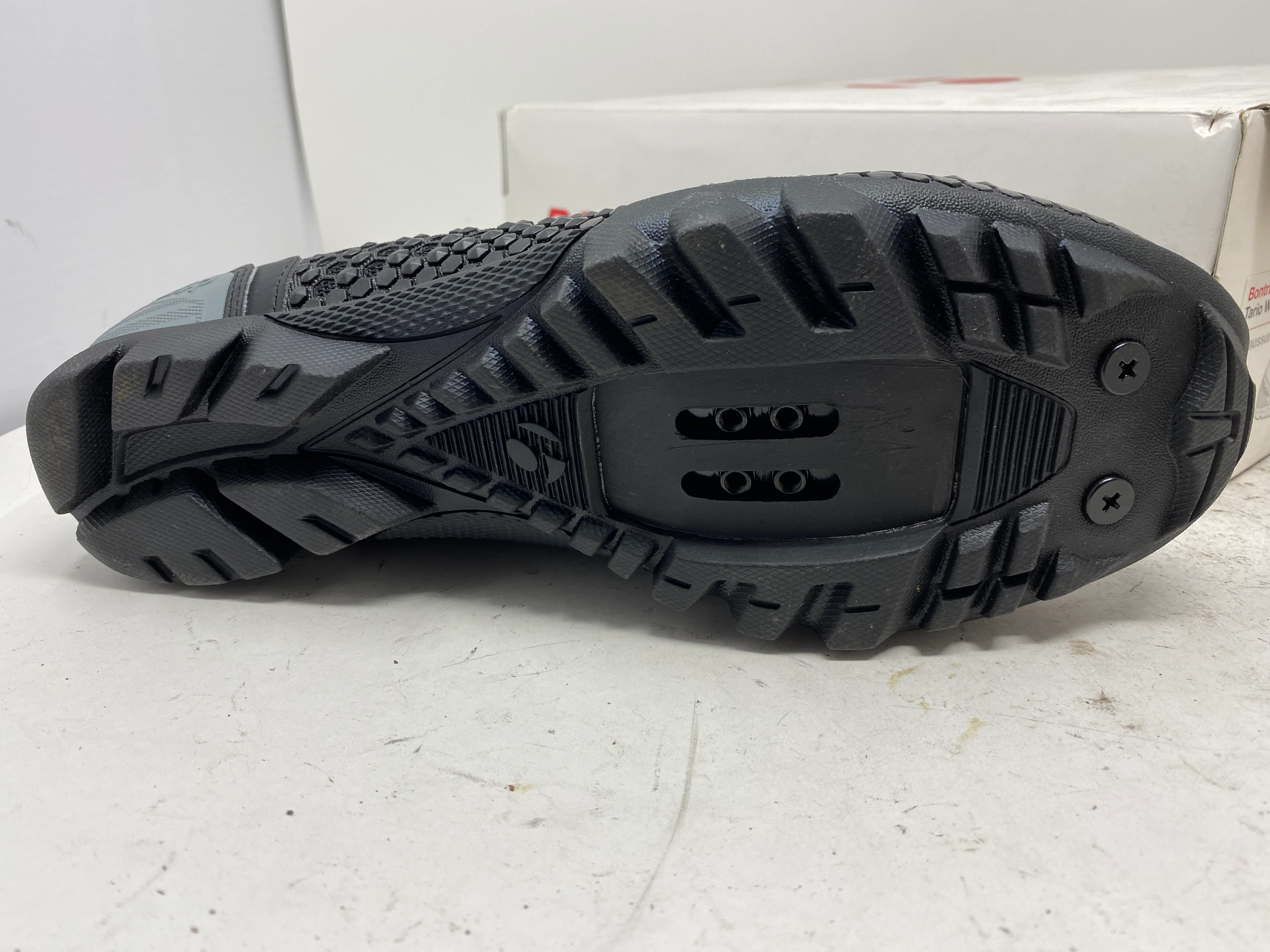 Bontrager Tario Woman’s MTB Shoe 10.5 NEW - Image 3