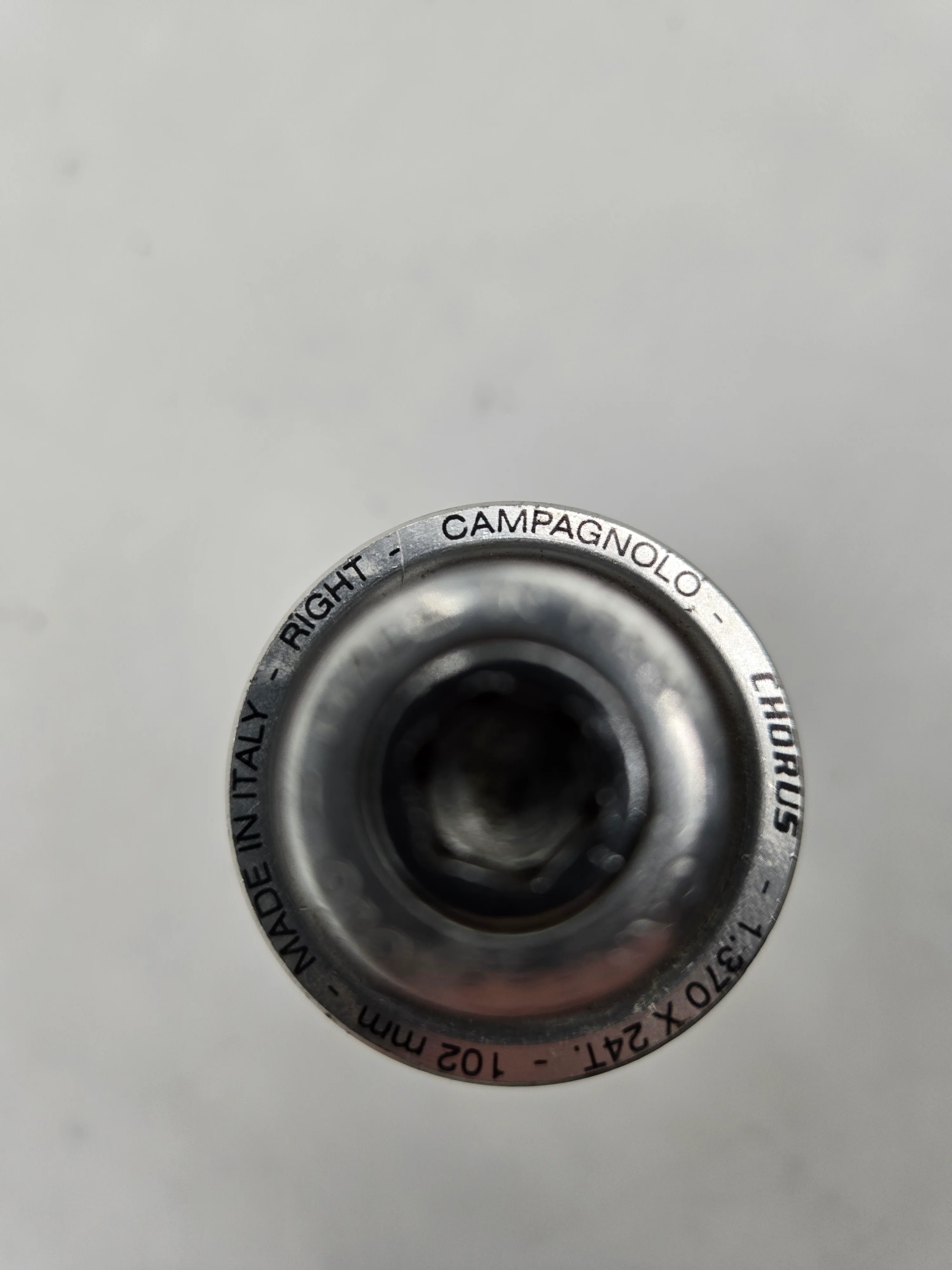 Campagnolo Chorus Bottom Bracket - Image 5