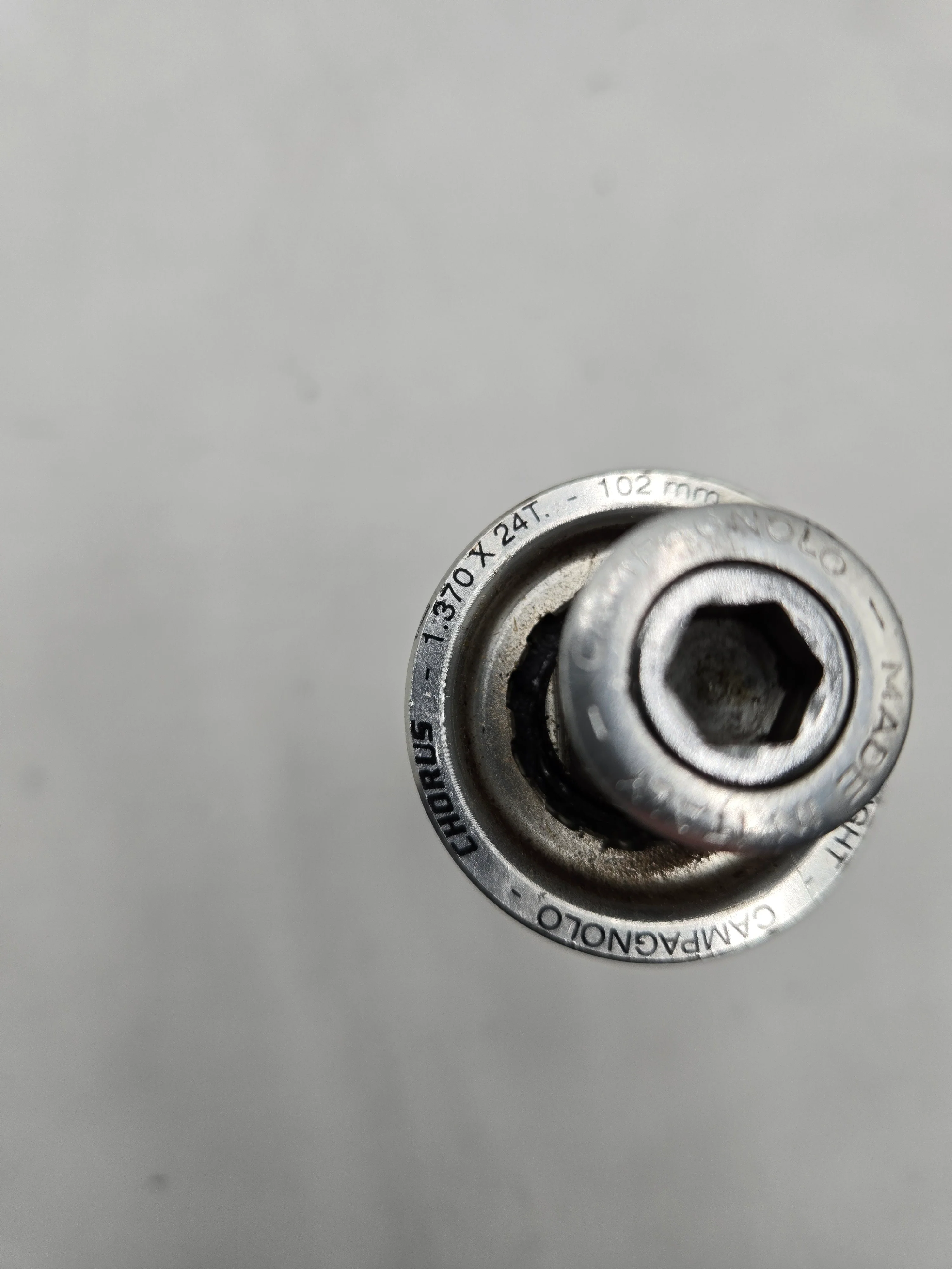 Campagnolo Chorus Bottom Bracket - Image 7
