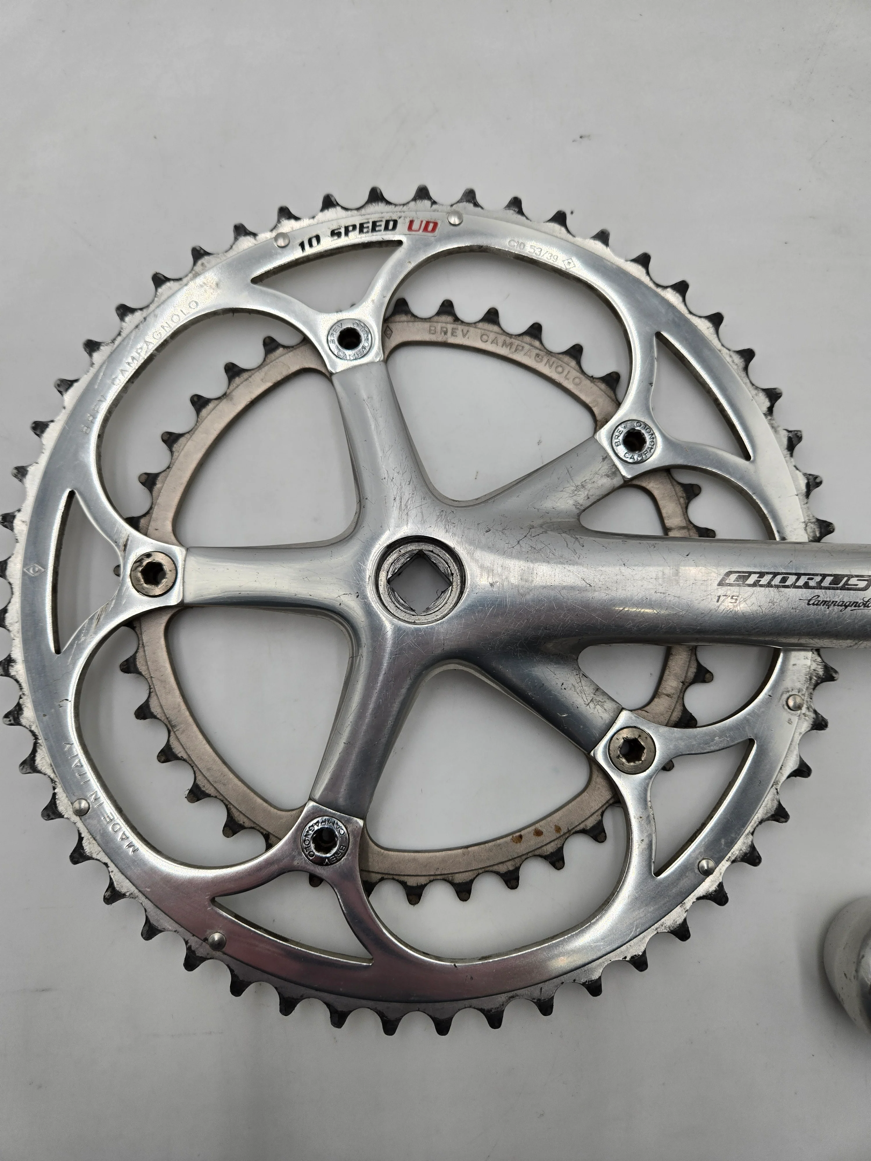 Campagnolo Chorus Crank Set 175mm - Image 2