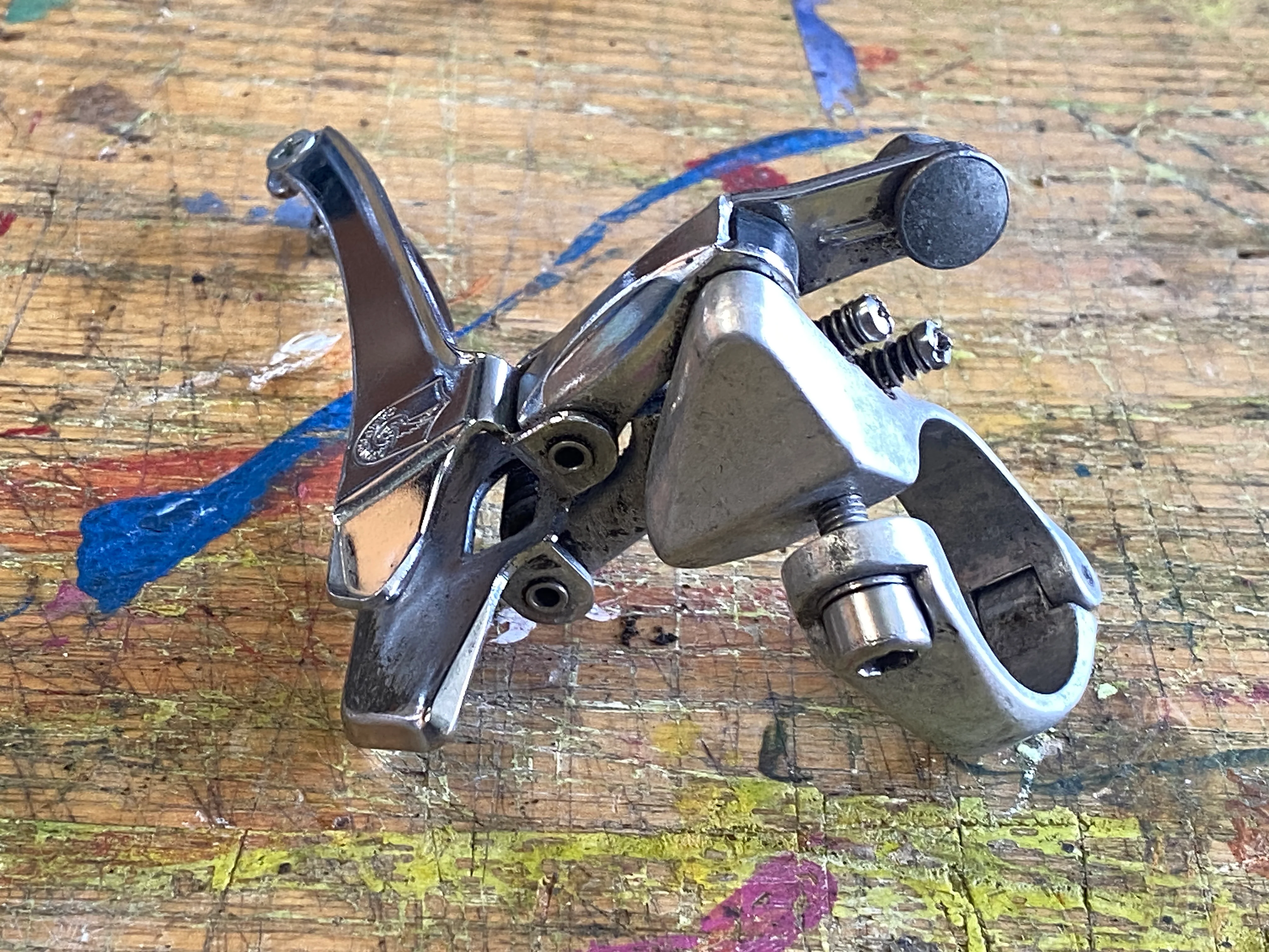 Campagnolo Front Derailleur 28.5 Clamp On Bottom Pull - Image 3