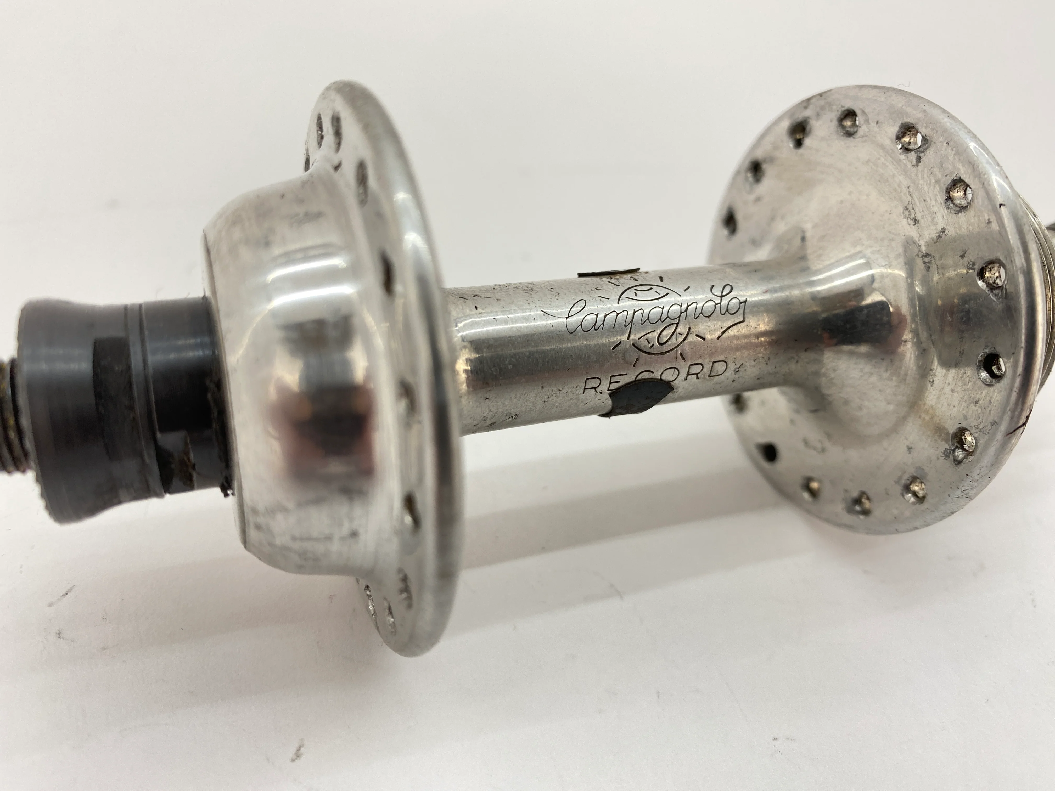 Campagnolo Record Rear Hub 32 hole 126 - Image 2