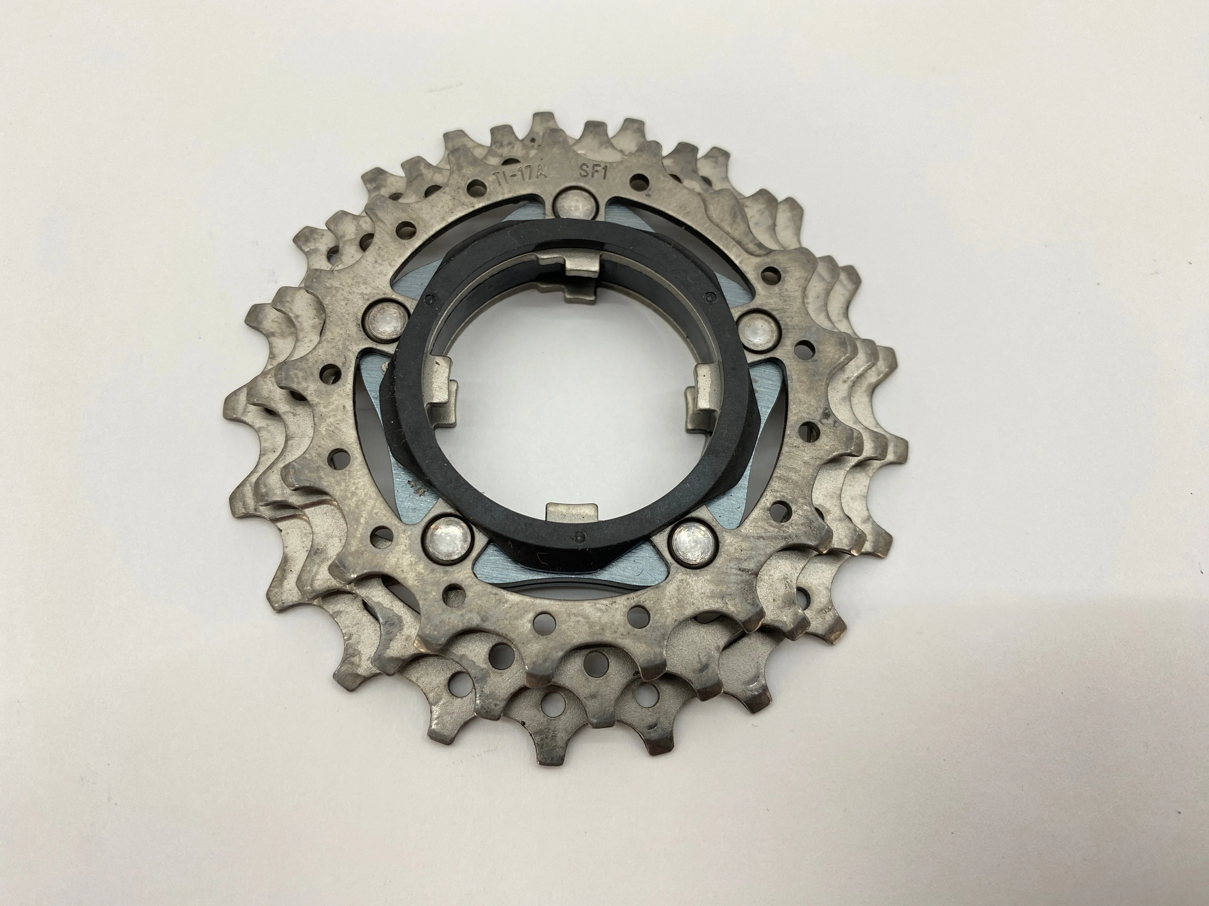 Campagnolo Record Titanium Cassette 11 speed 12-27 - Image 3