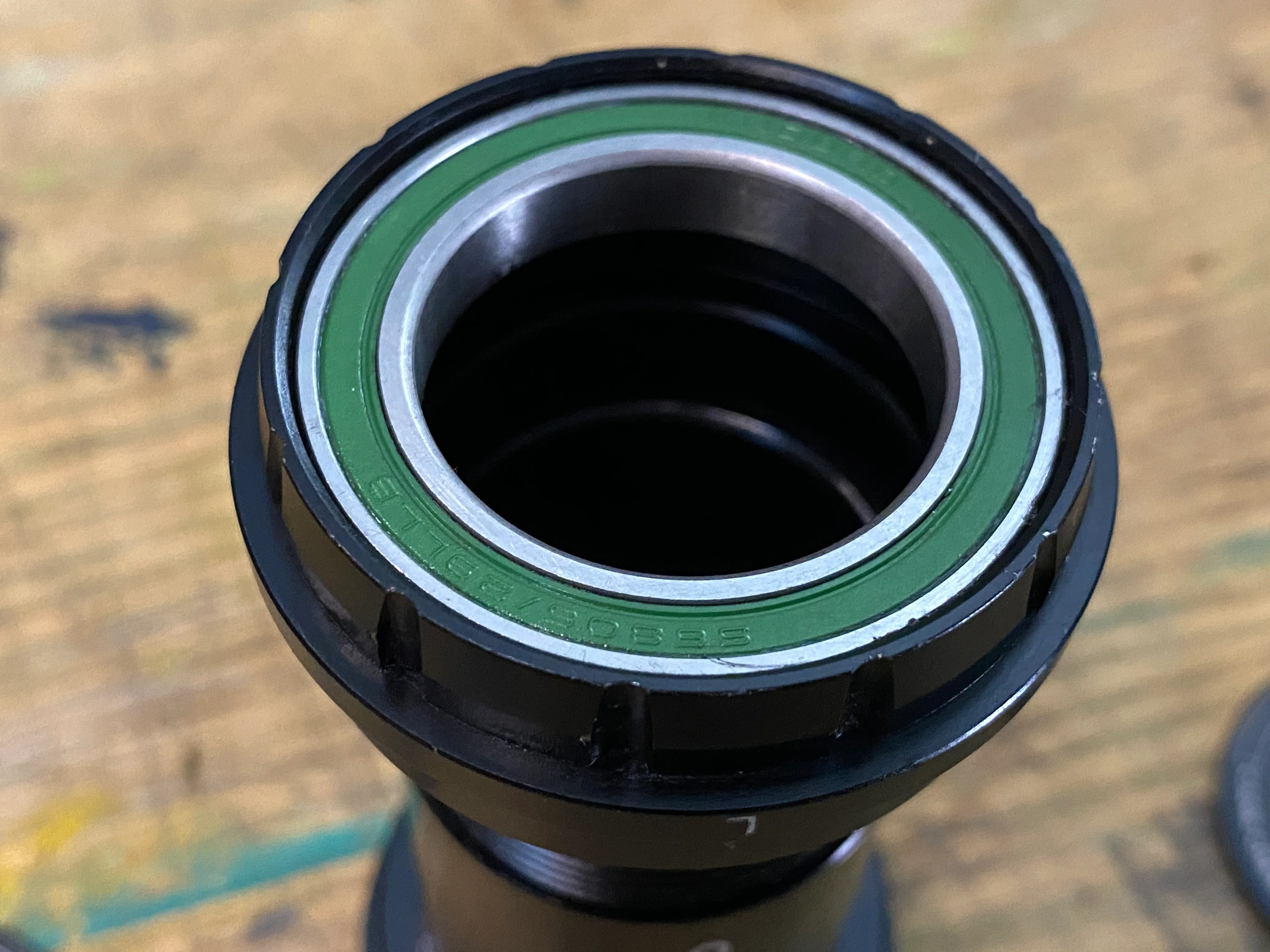 Cane Creek Hellbender DUB Bottom Bracket Threaded PF30 - Image 4