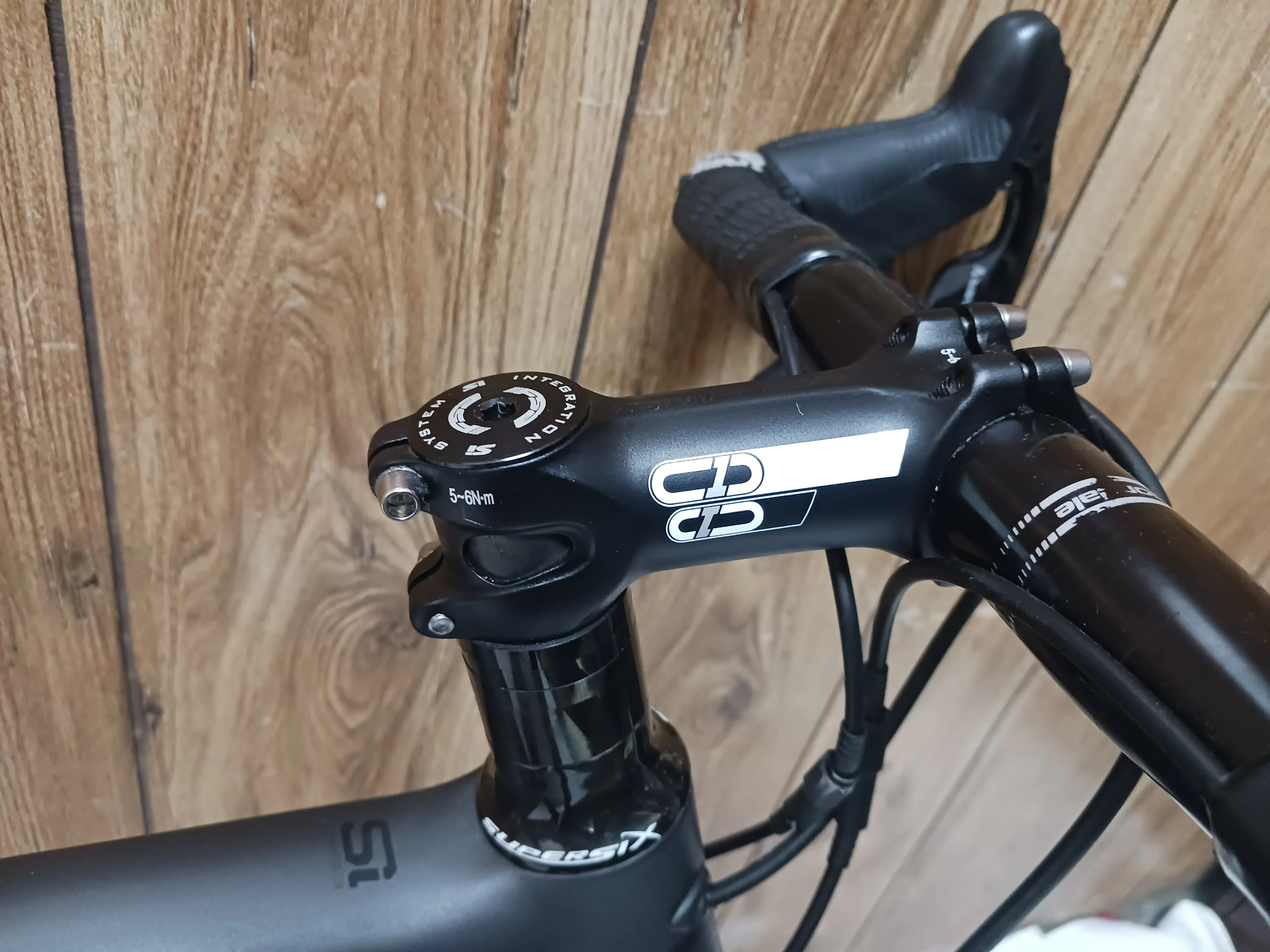 Cannondale SuperSix EVO 2 Carbon 54cm Road Bike with HED Carbon Wheels - Image 9
