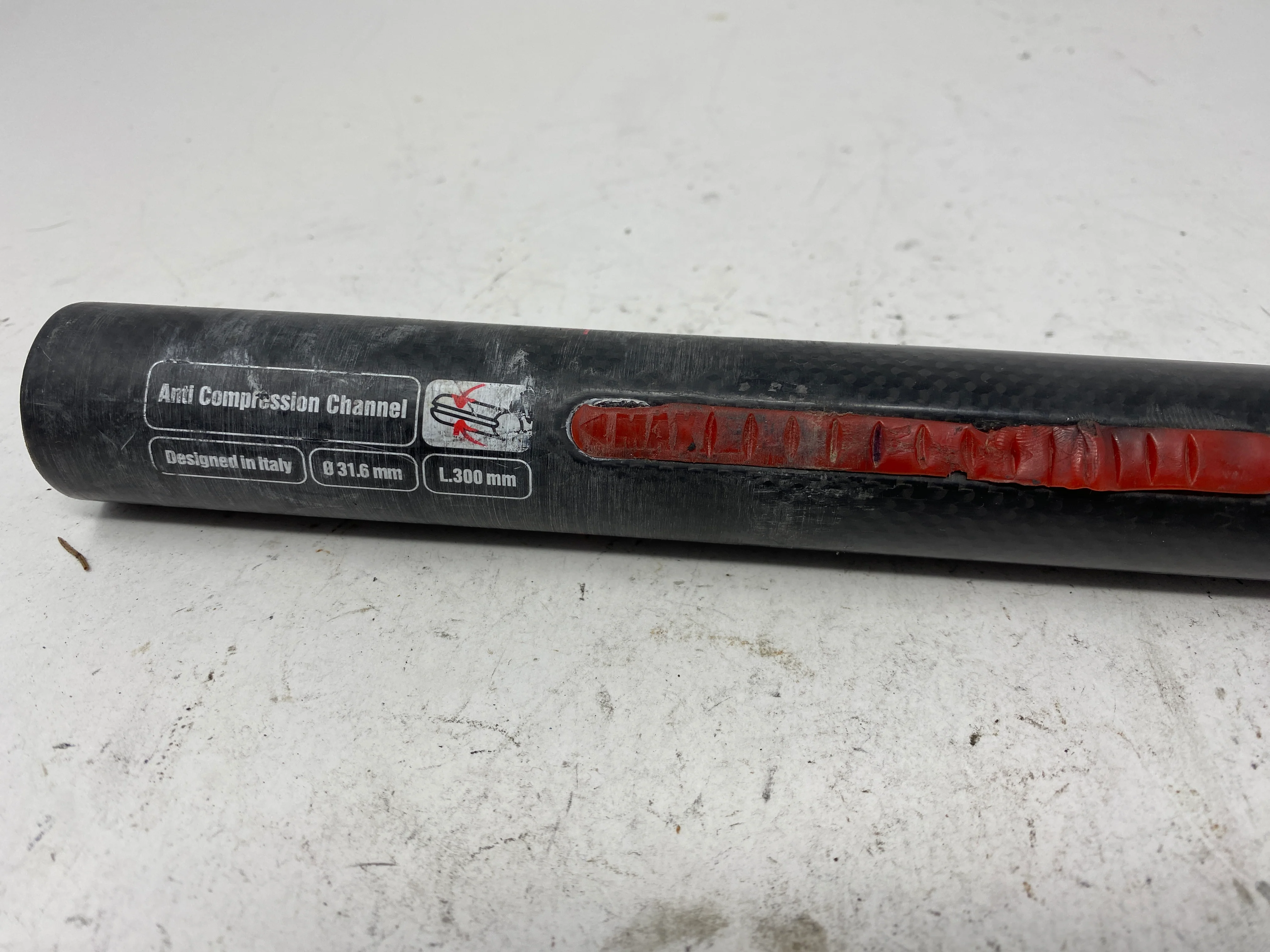 Columbus XLR8R Carbon Fiber Seatpost 31.6 - Image 3
