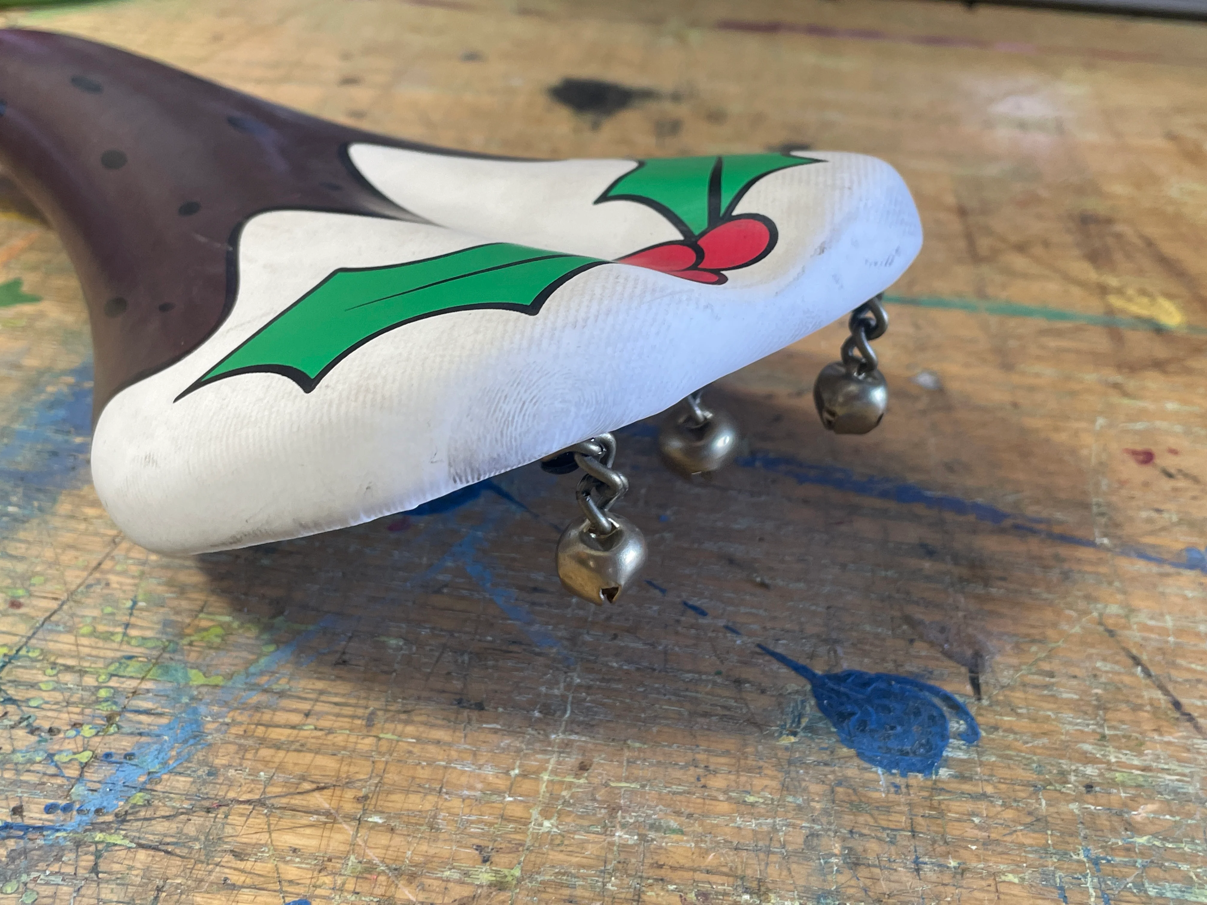 Fabric Holiday Bicycle Saddle - Image 2