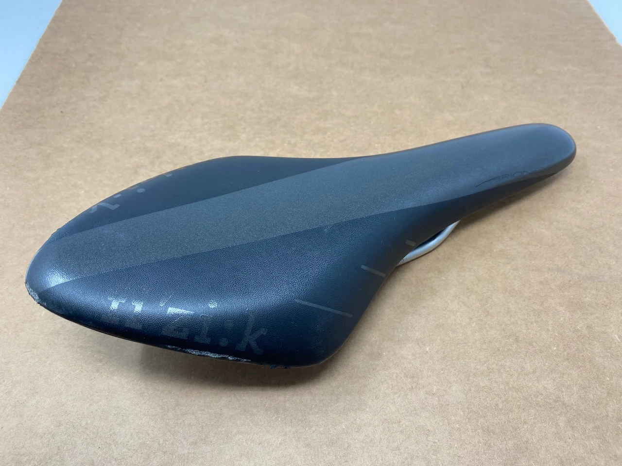 Fizik Arione R7 Leather Saddle, Black