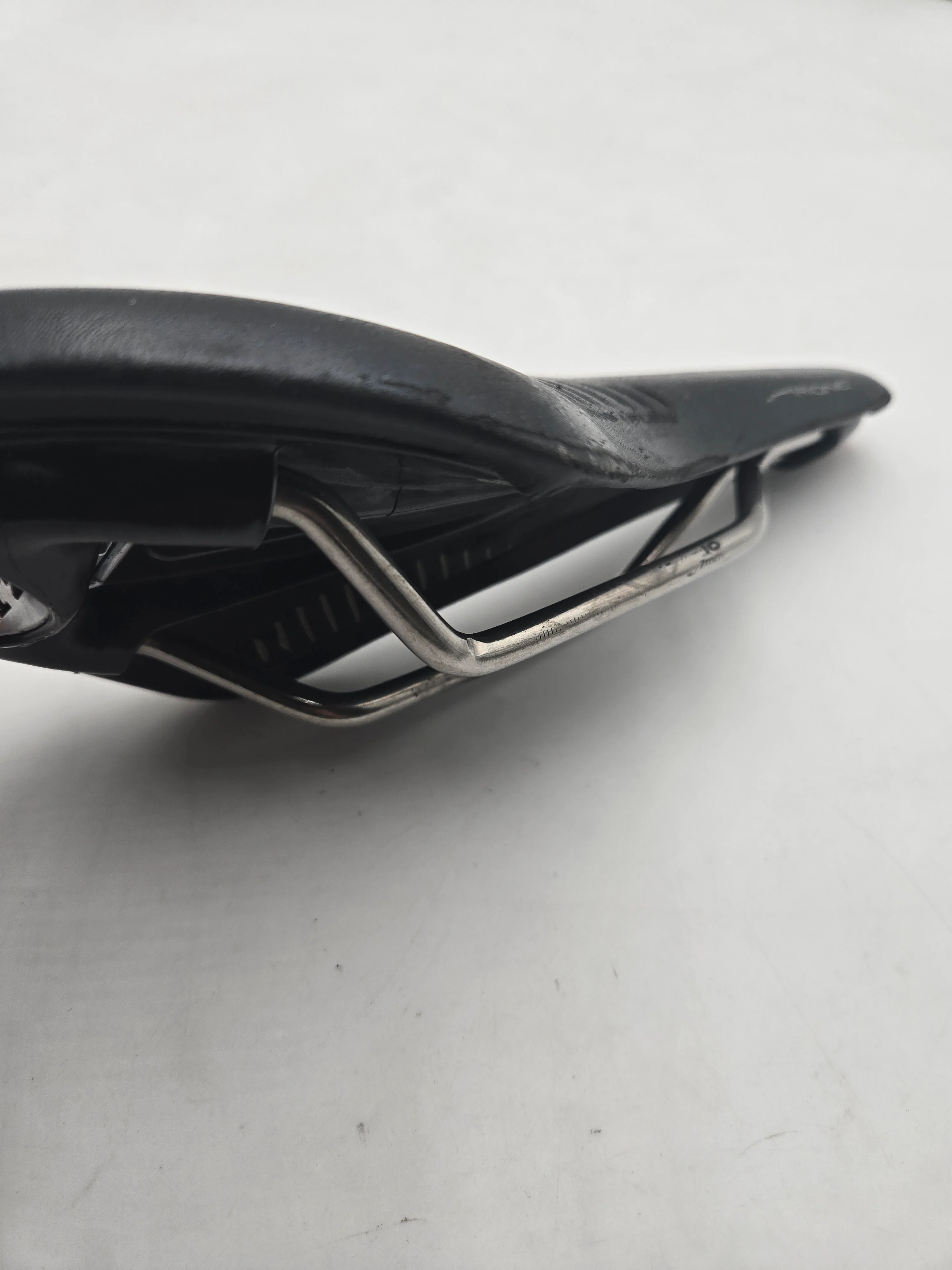 Fizik, Arione Saddle - Image 8