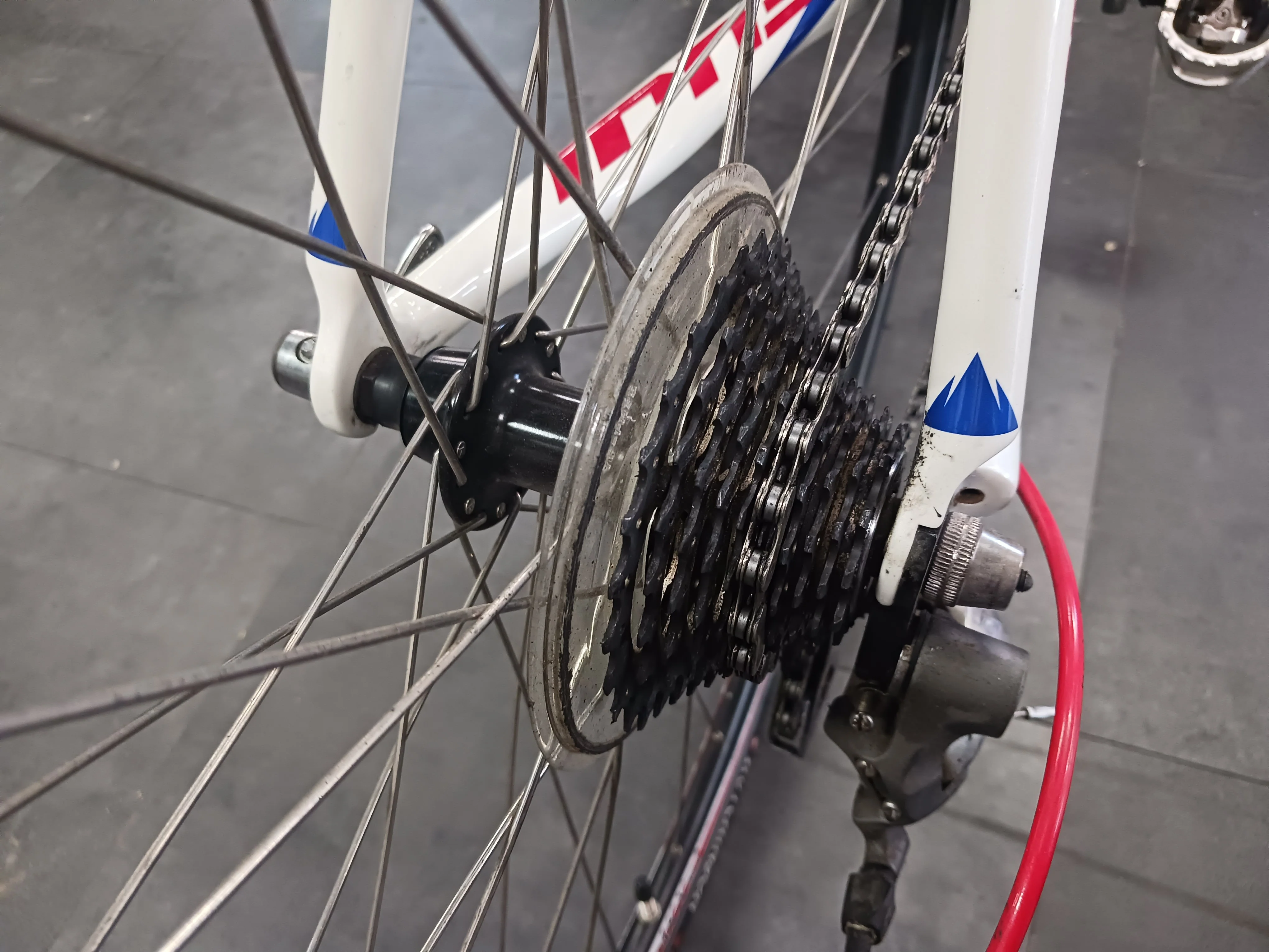 Fuji Granfondo 4.0, Carbon Road Bike, 61cm - Image 10