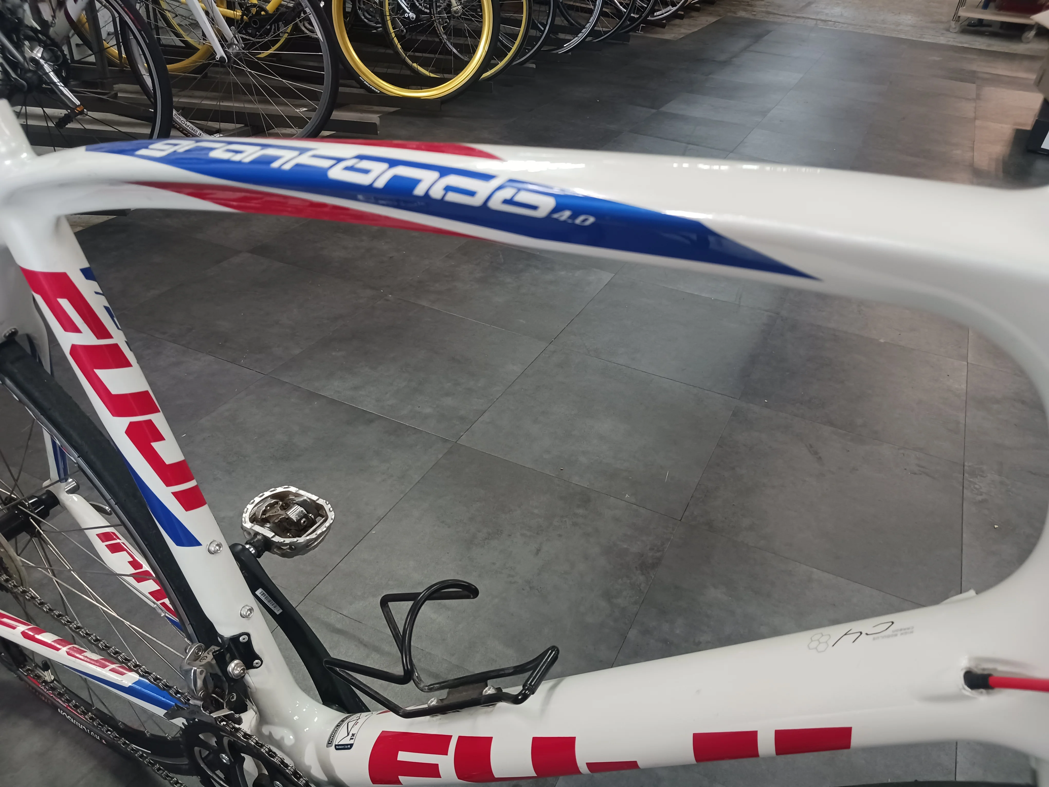 Fuji Granfondo 4.0, Carbon Road Bike, 61cm - Image 6