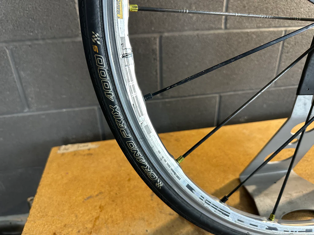 Mavic R-Sys 700c Road Wheelset - Image 2