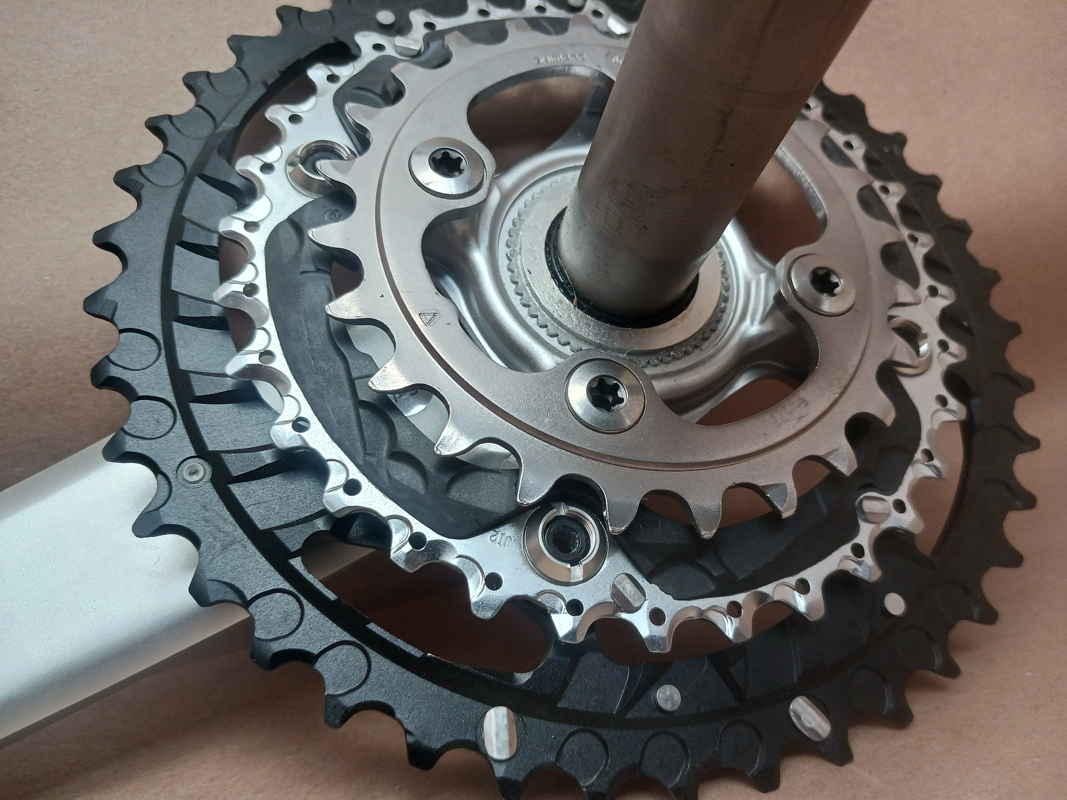 Shimano Deore XT 2-Piece Triple Crankset FC-M780 (Like-New) - Image 3