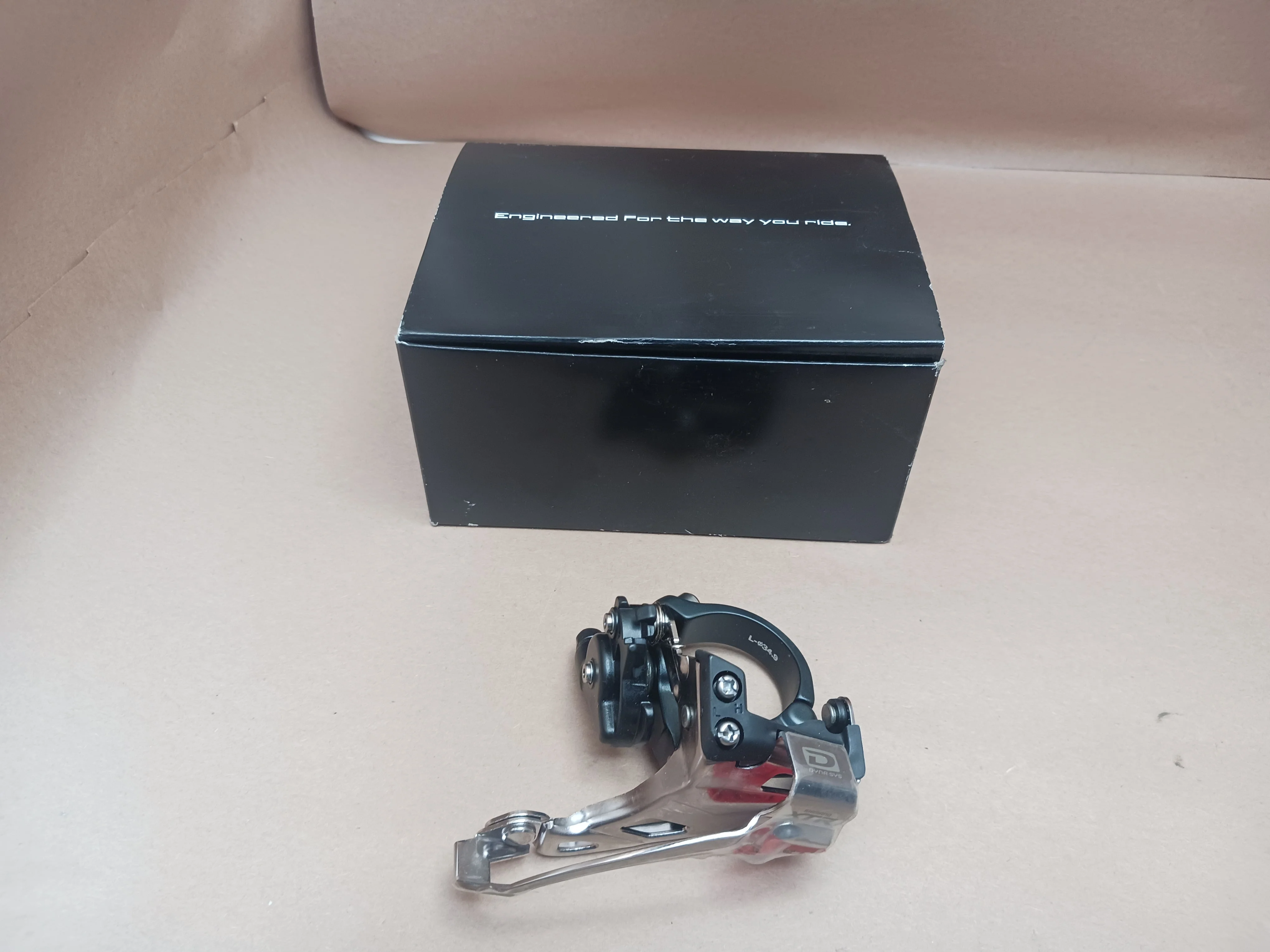 New Shimano XTR FD-M985 2-Speed Front Derailleur - Image 2
