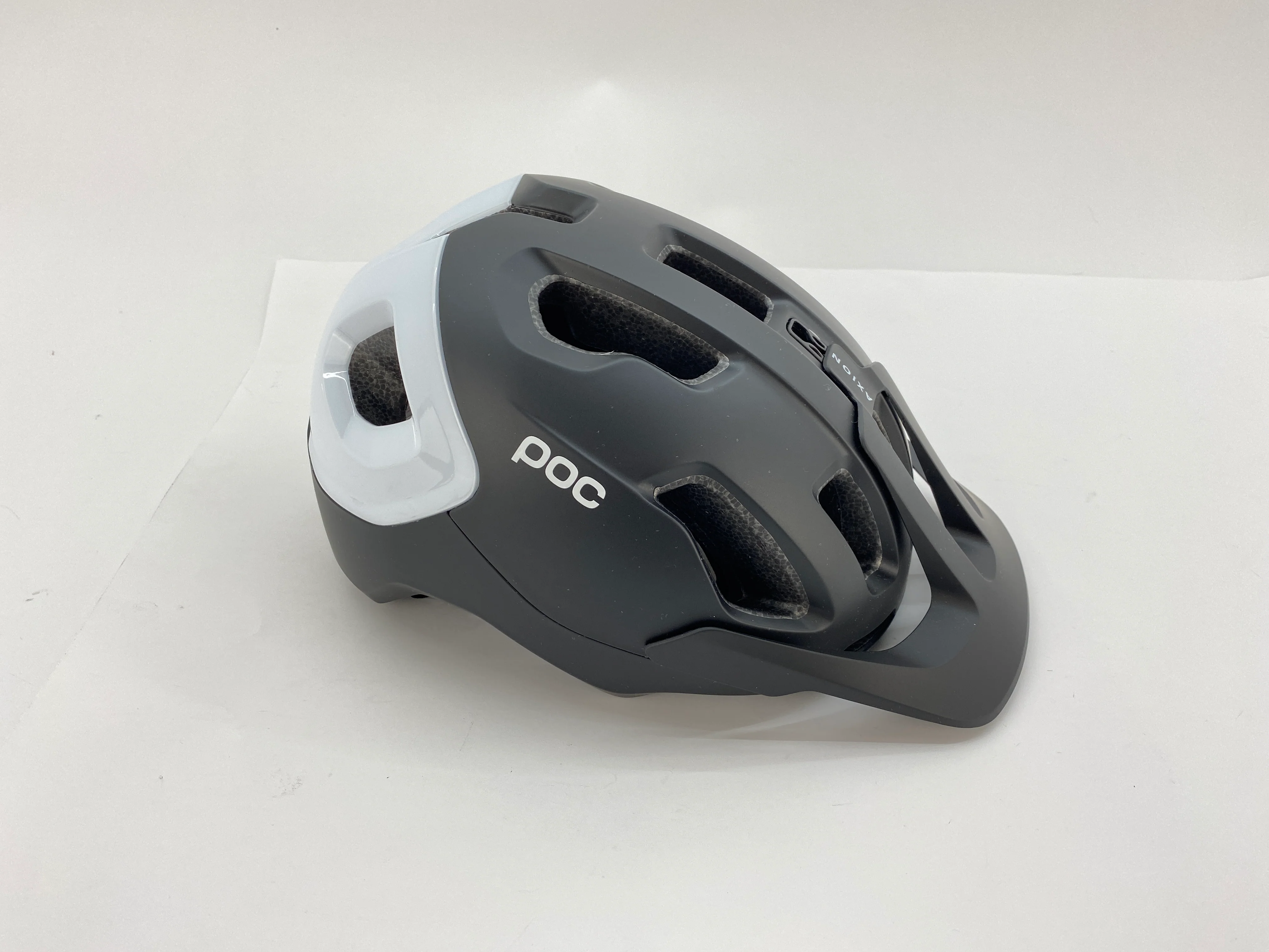 POC Axion Race Mips Helmet - NIB - Image 3