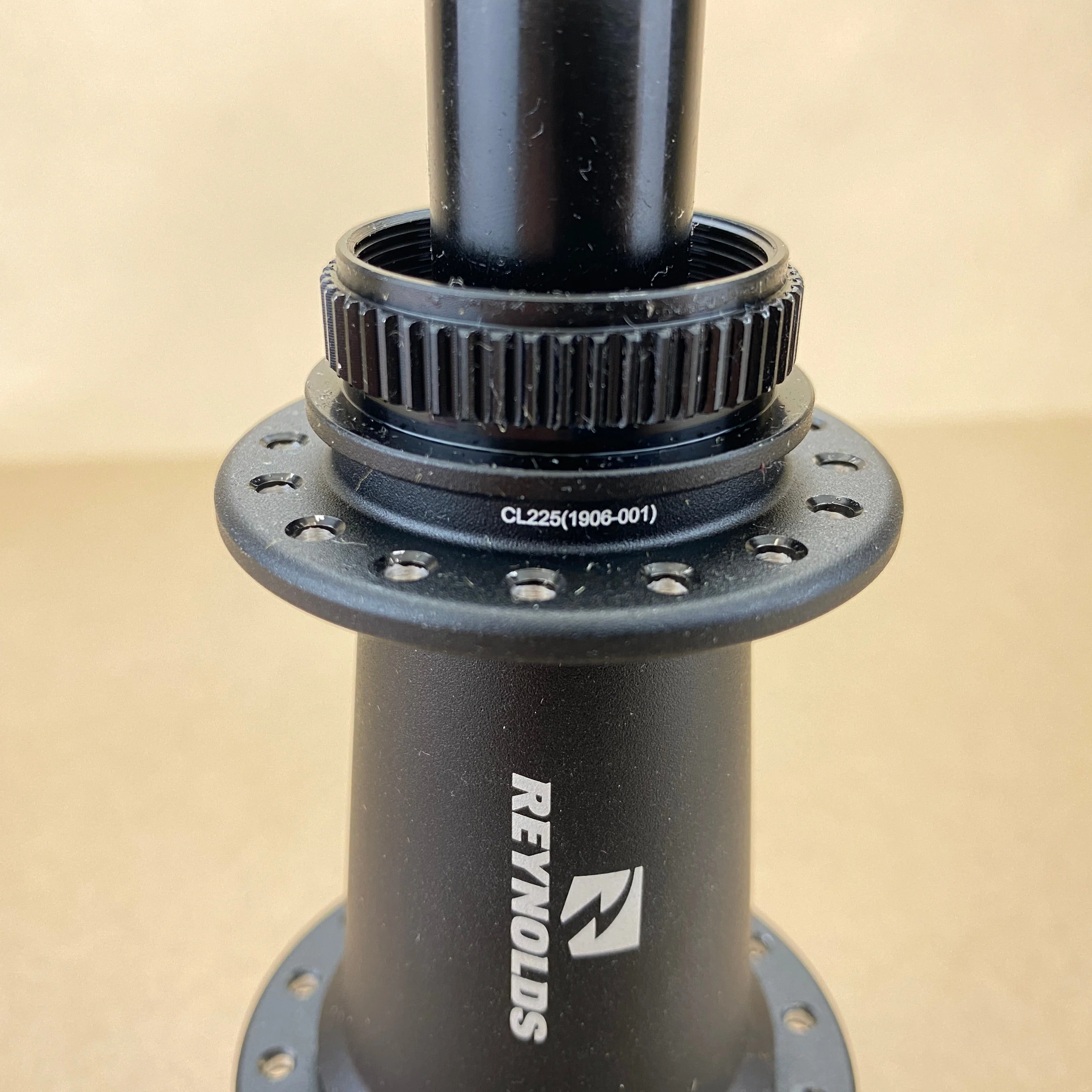 Reynolds Cycling CL225 Superboost Rear Mtn Hub - Microspline - Image 4