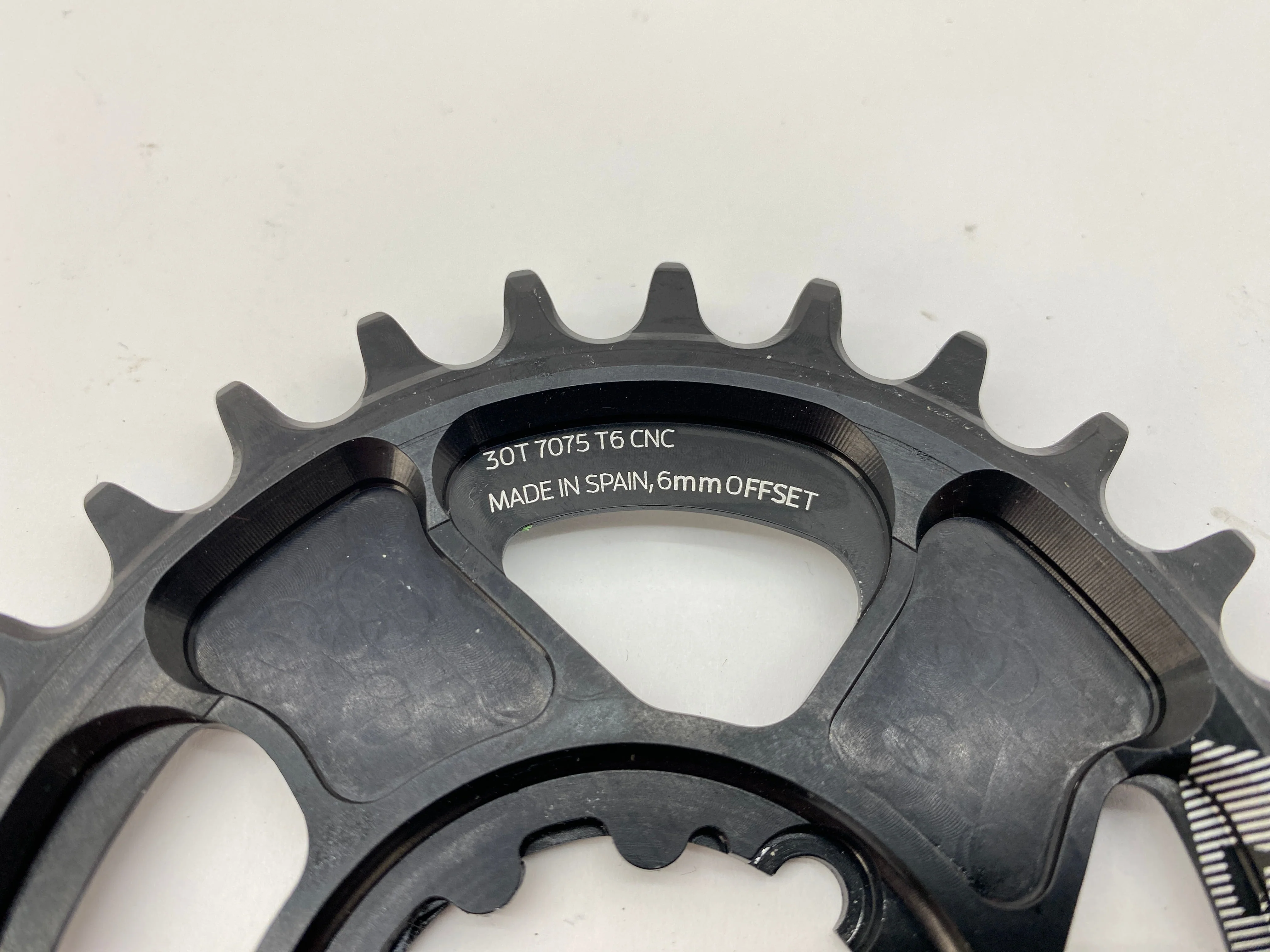 Rotor Q-ring Oval 30t Direct Mount - Image 3