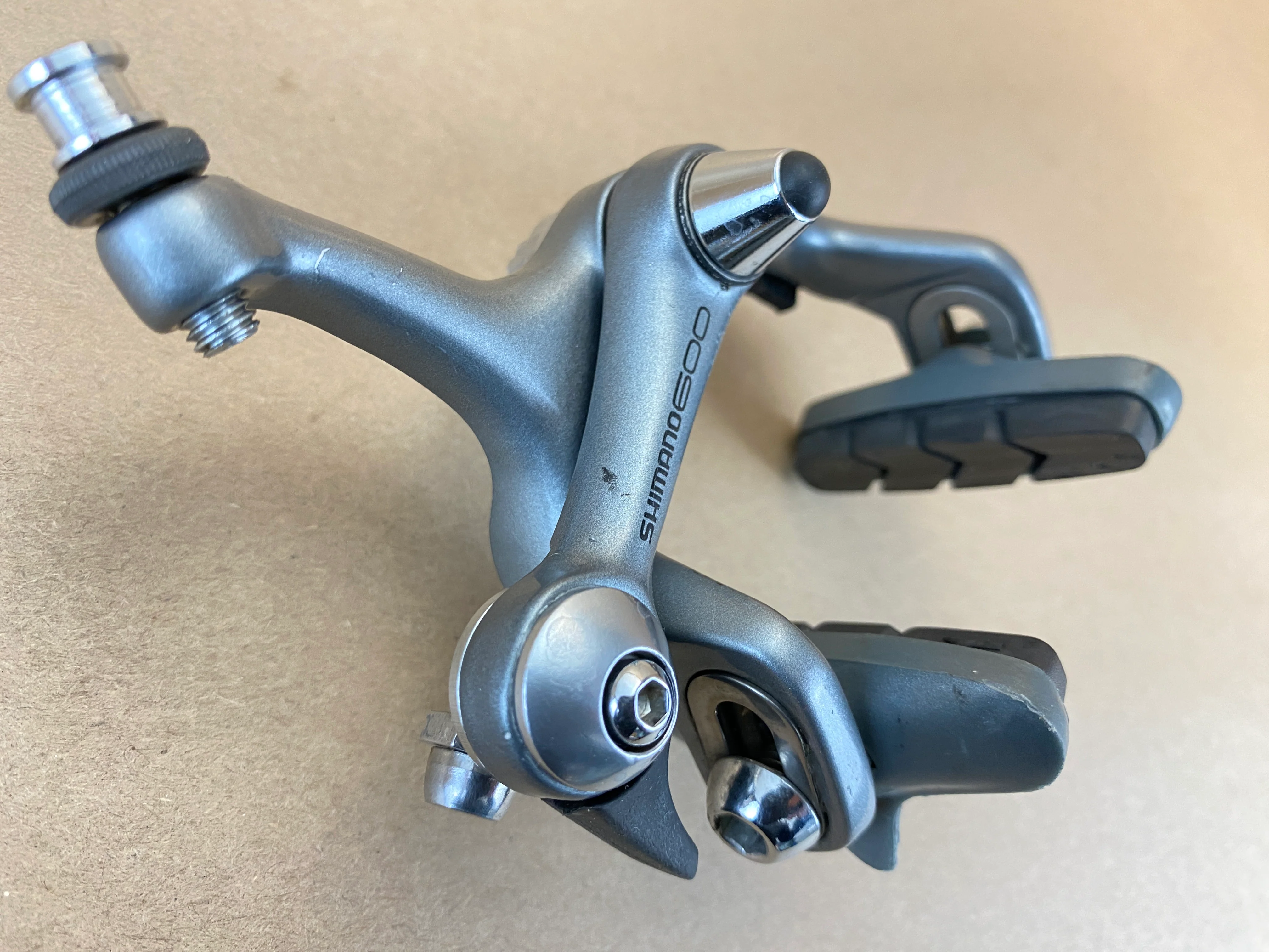 Shimano 600 BR-6400 Brakeset - Short Reach - Image 9