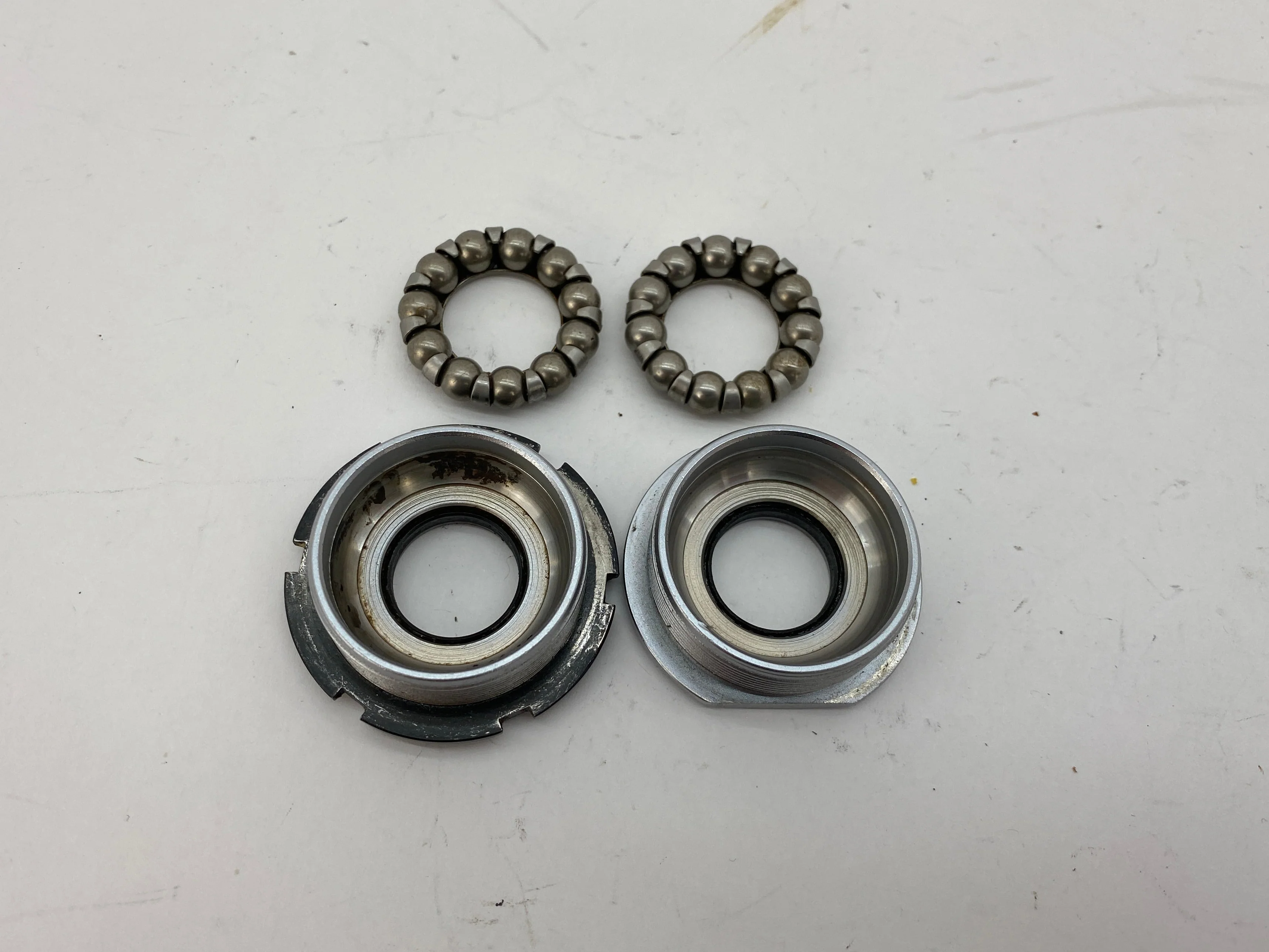 Shimano Dura Ace 7400 Bottom Bracket - Image 4