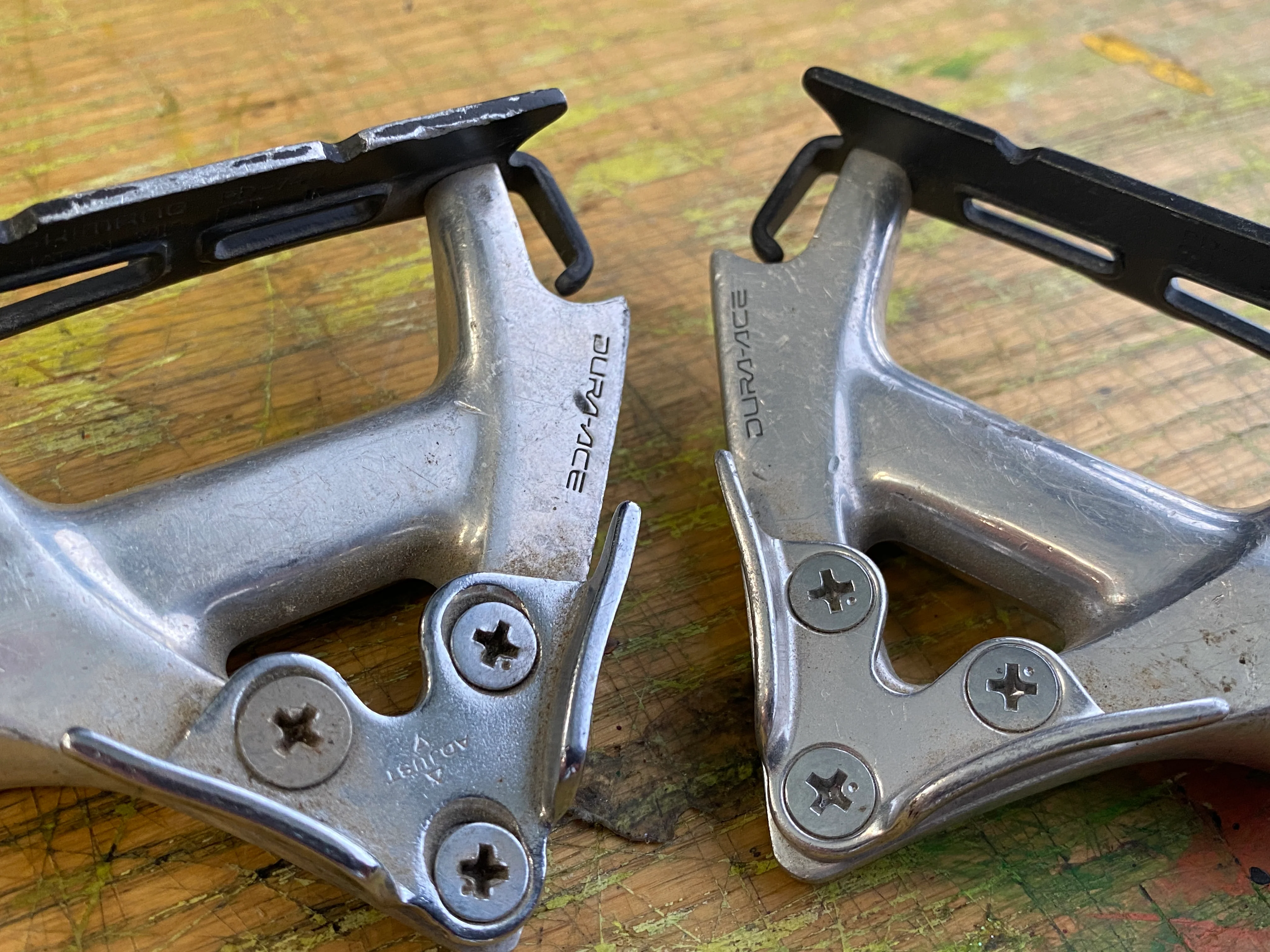 Shimano Dura Ace Vintage Clipless Pedals with Cleats - Image 4