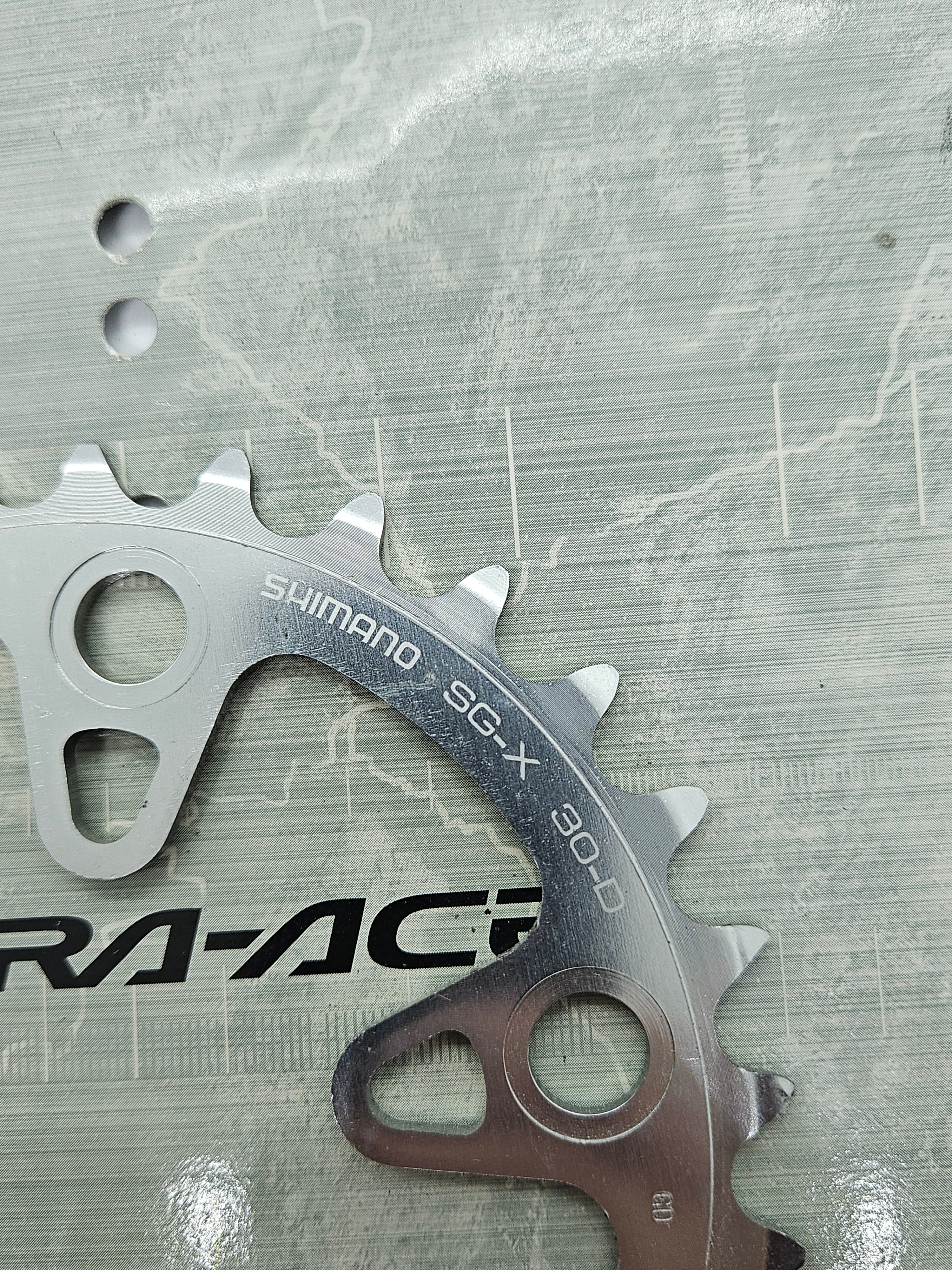 Shimano, Dura-Ace7803 Chainring 92BCD 5 Bolt - Image 2