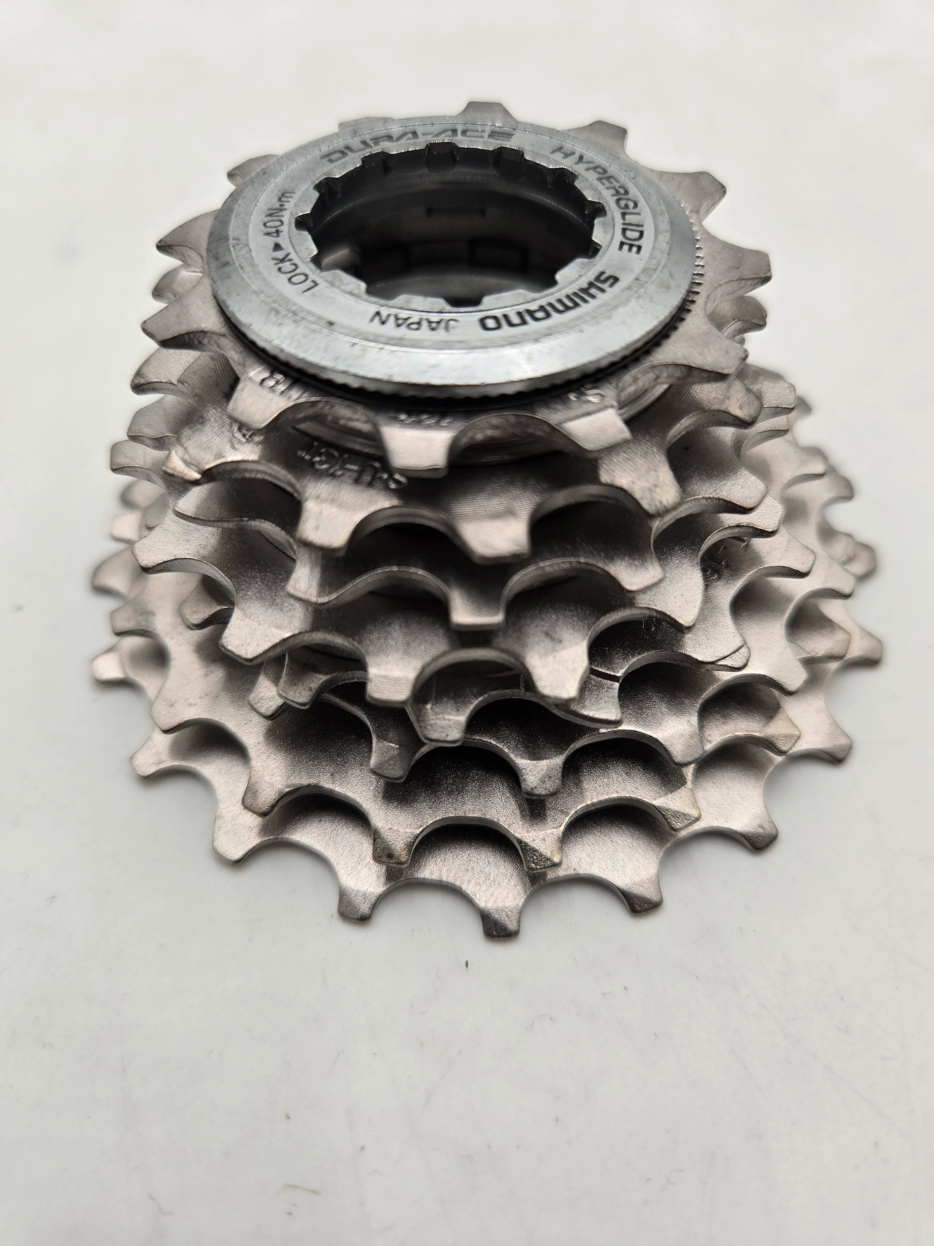 Shimano Hyper Glide 12-28, 8-Speed Cassette - Image 2