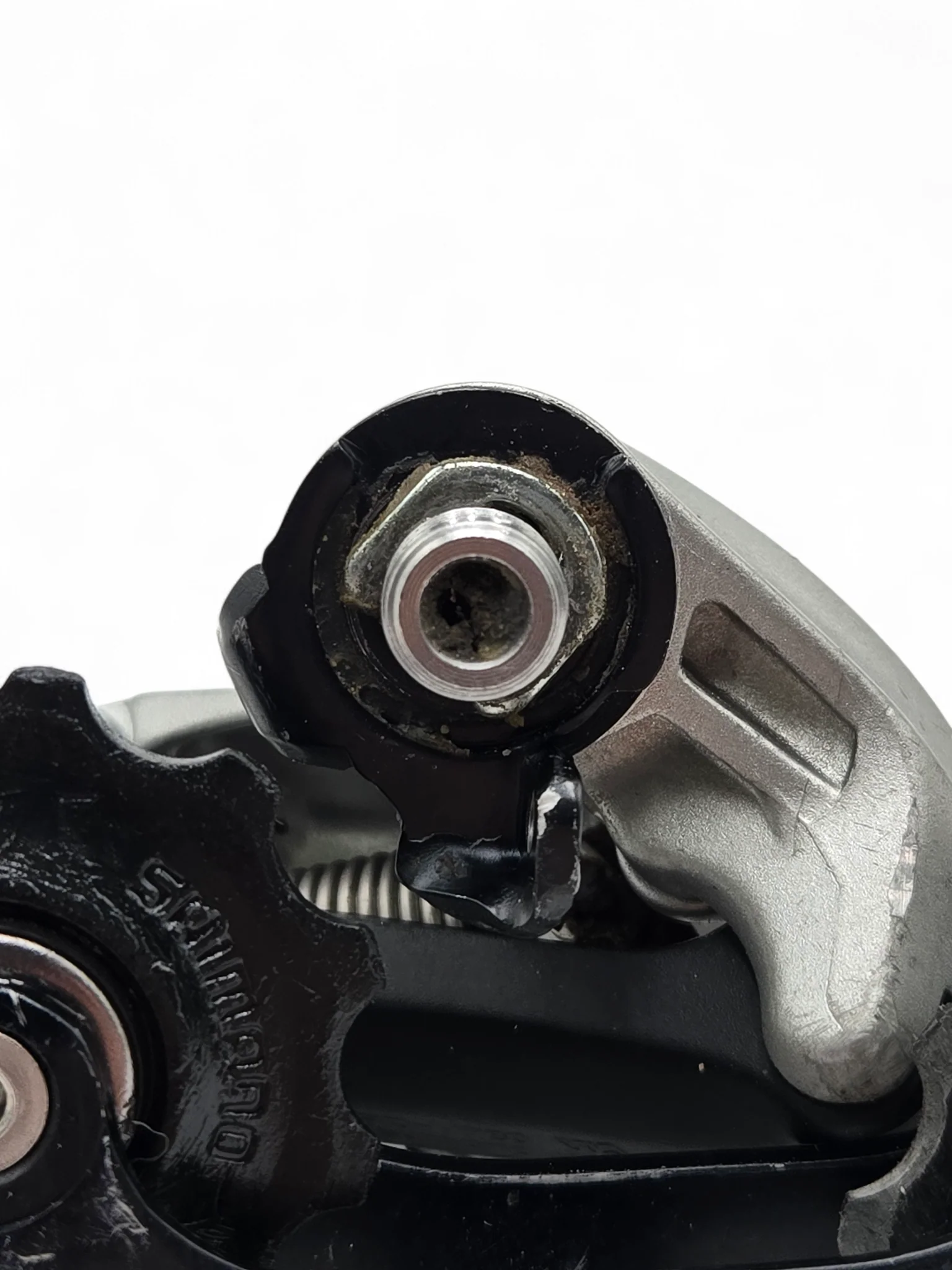 Shimano RD-M750 Rear Derailleur, Short cage - Image 3