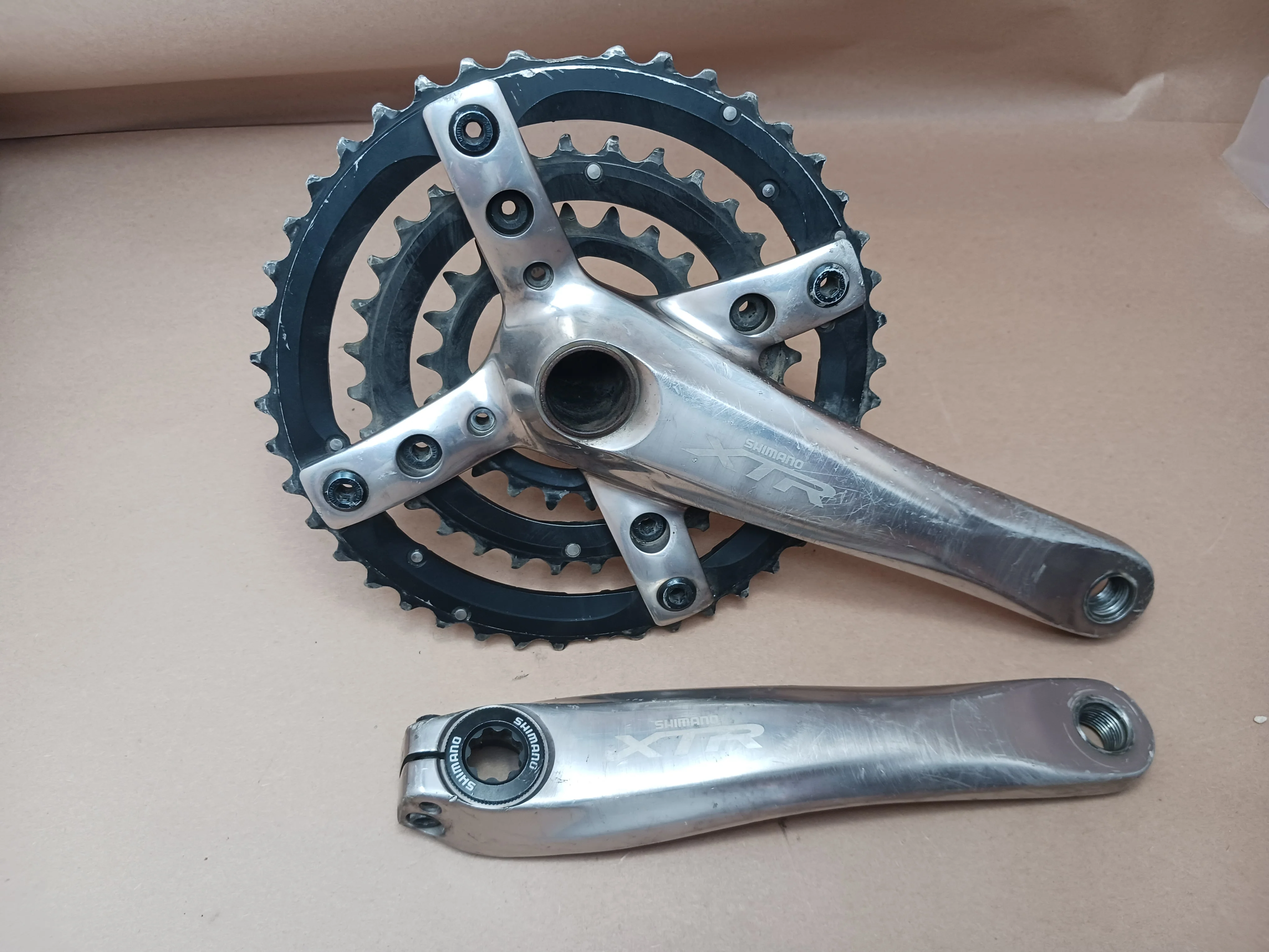 Shimano XTR FC-M960 170mm Triple Crankset Hollowtech 24mm - Image 4