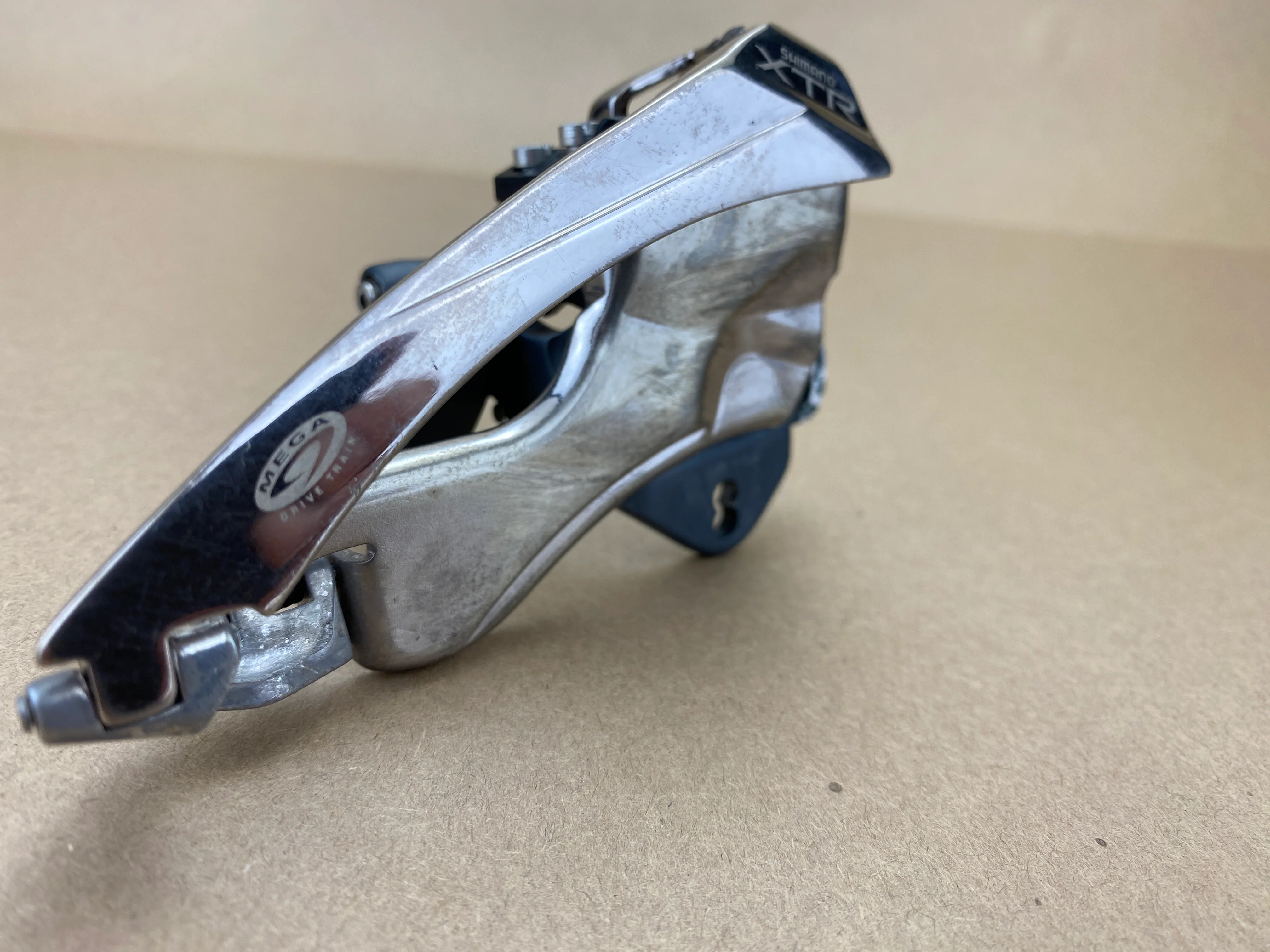 Shimano XTR M952 Front Derailleur - E-type - Image 6