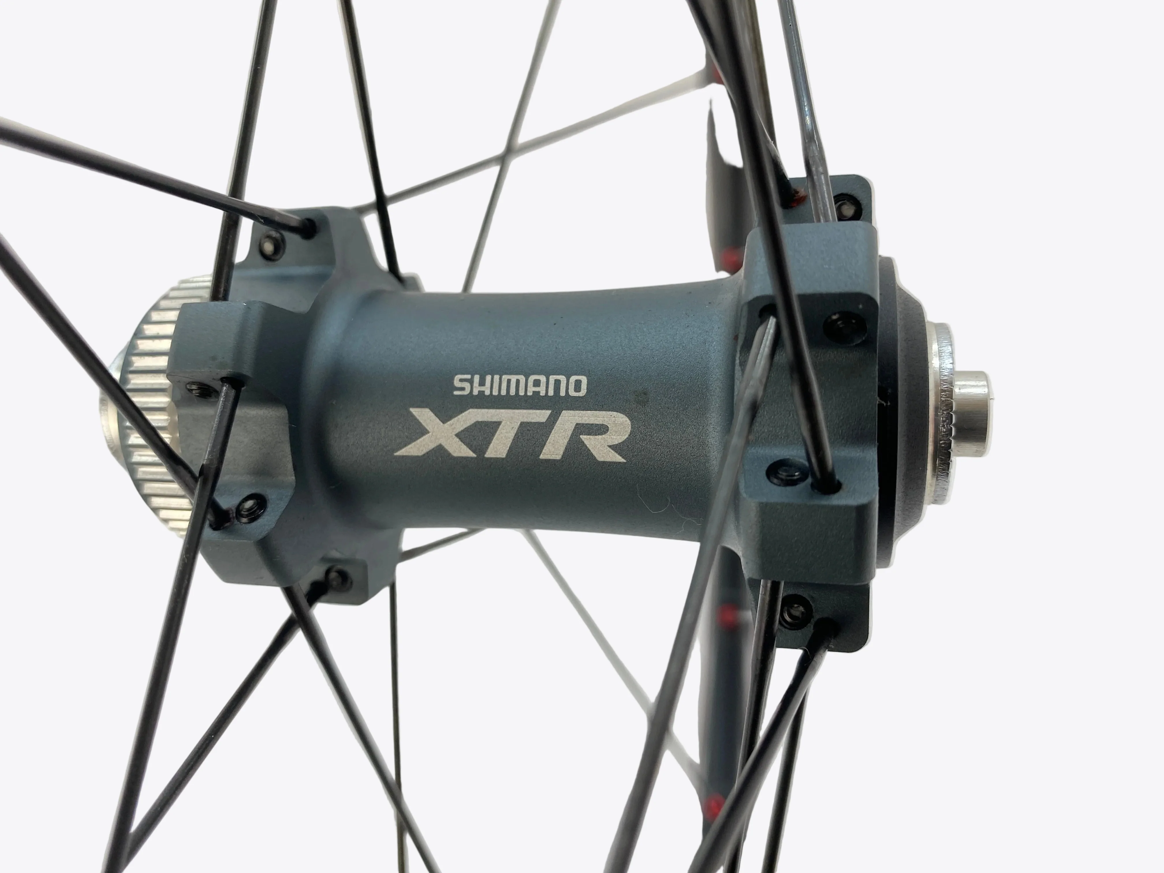 Shimano XTR M975 Front Wheel - 26 inch - Image 5