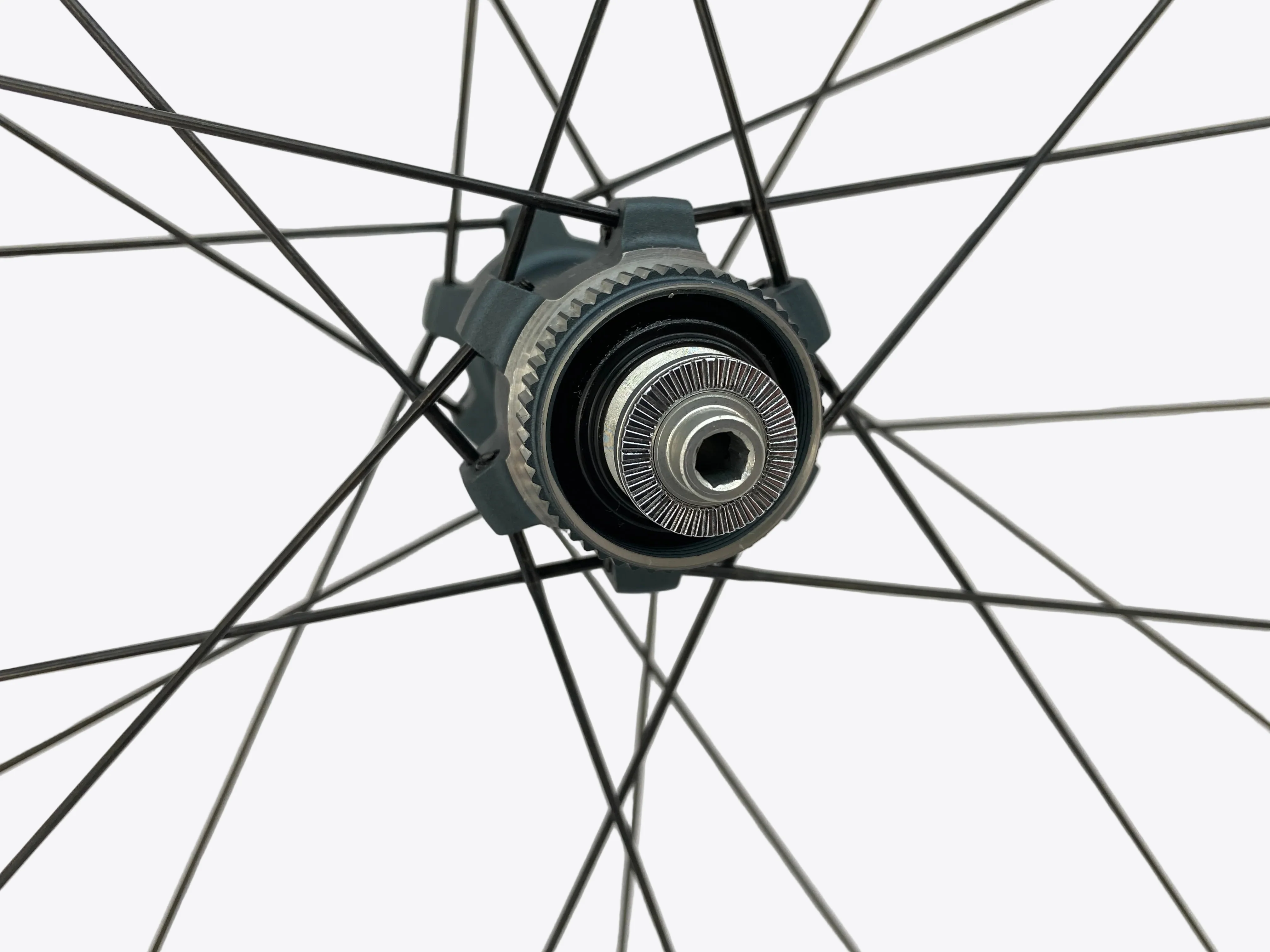 Shimano XTR M975 Front Wheel - 26 inch - Image 6