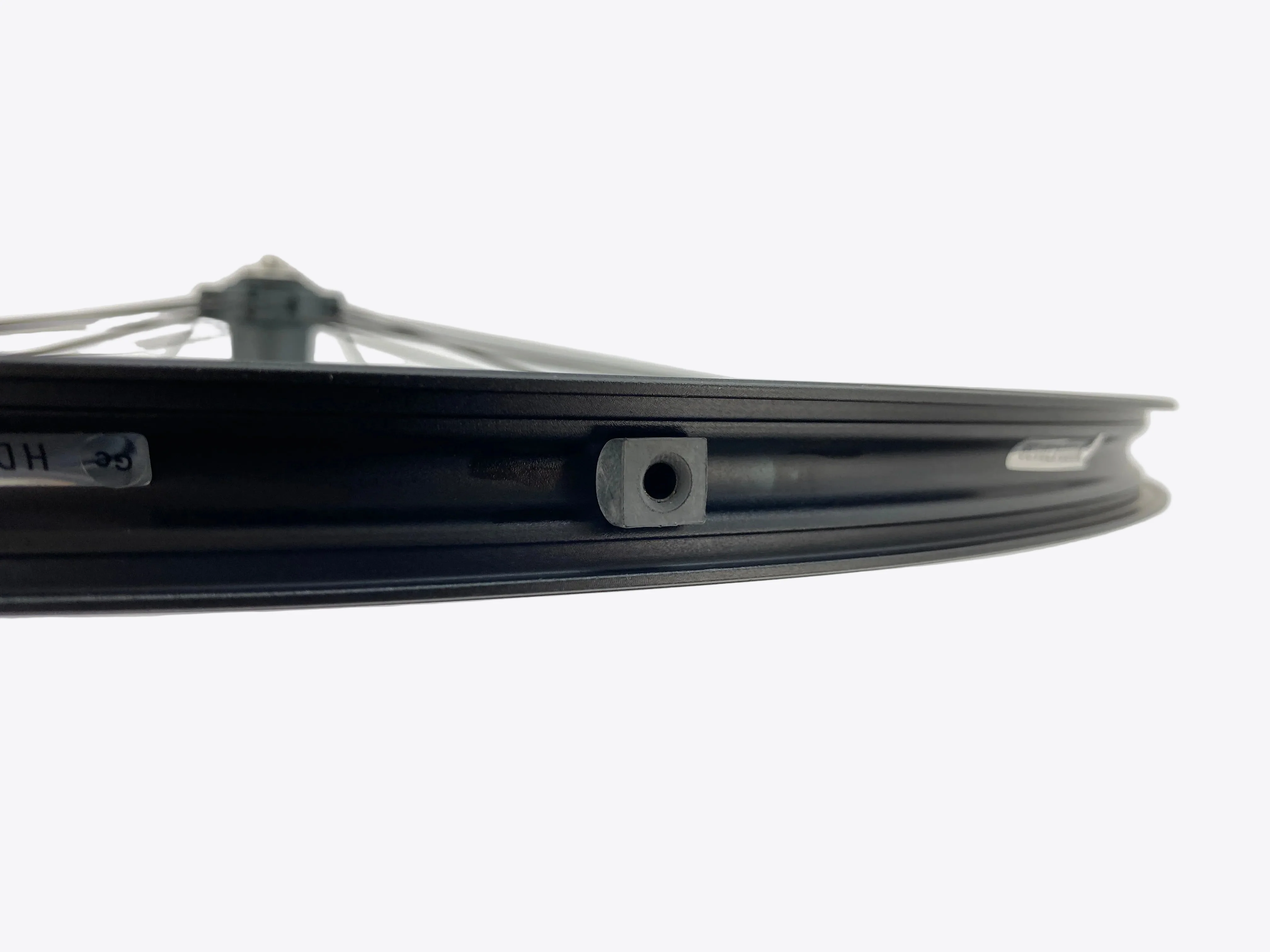 Shimano XTR M975 Front Wheel - 26 inch - Image 7