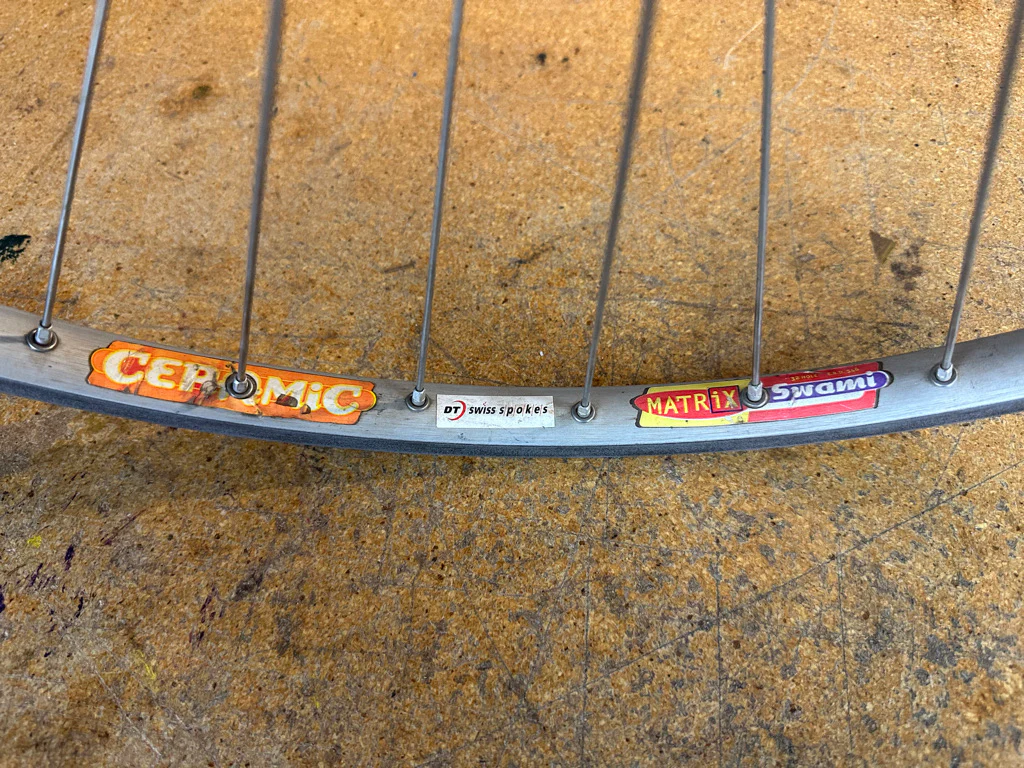 Shimano XTR Matrix Swami Ceramic Front Wheel 26" - Image 3