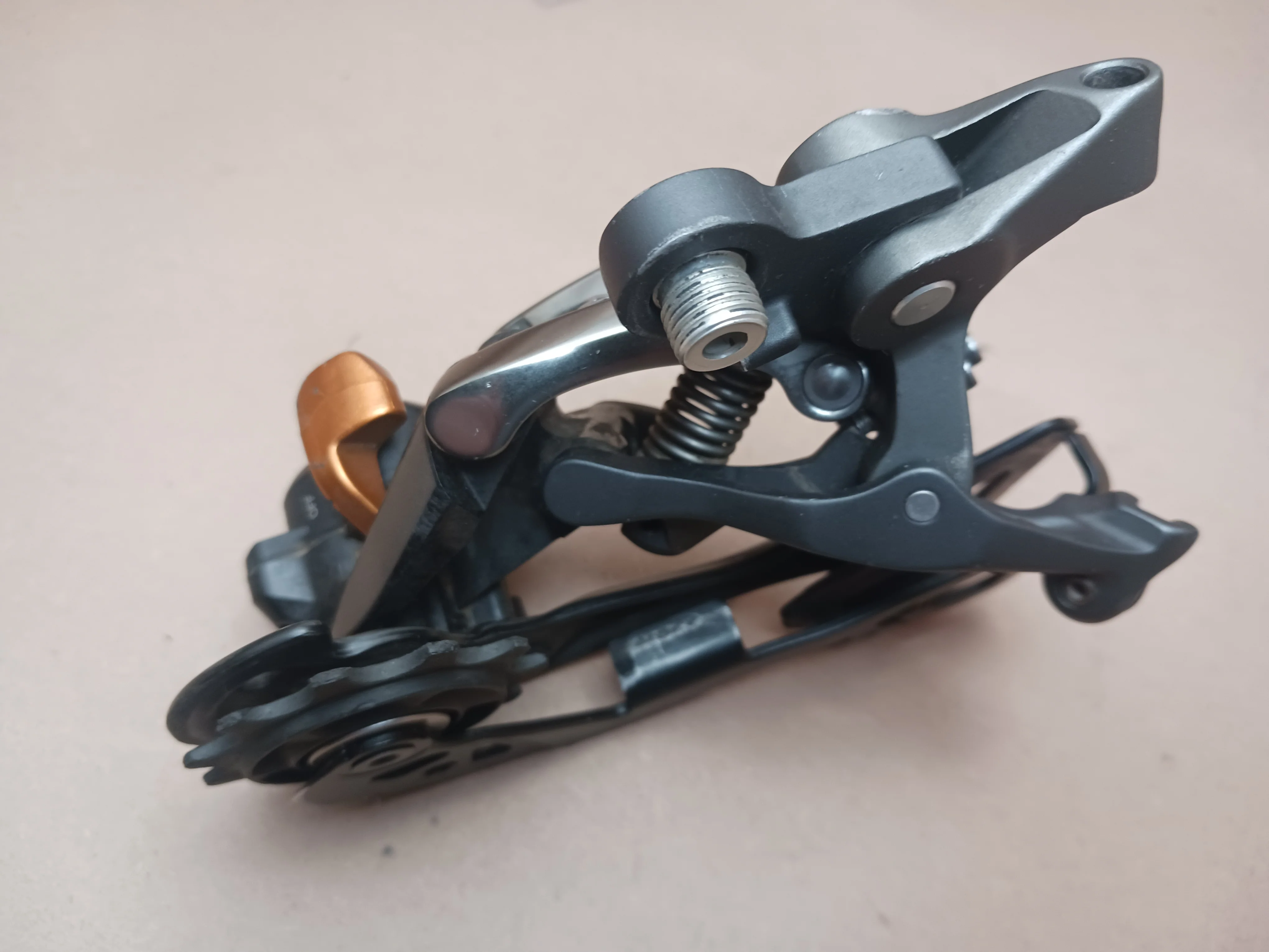 Shimano XTR RD-M9000 Rear Derailleur With Clutch Mechanism - Image 5