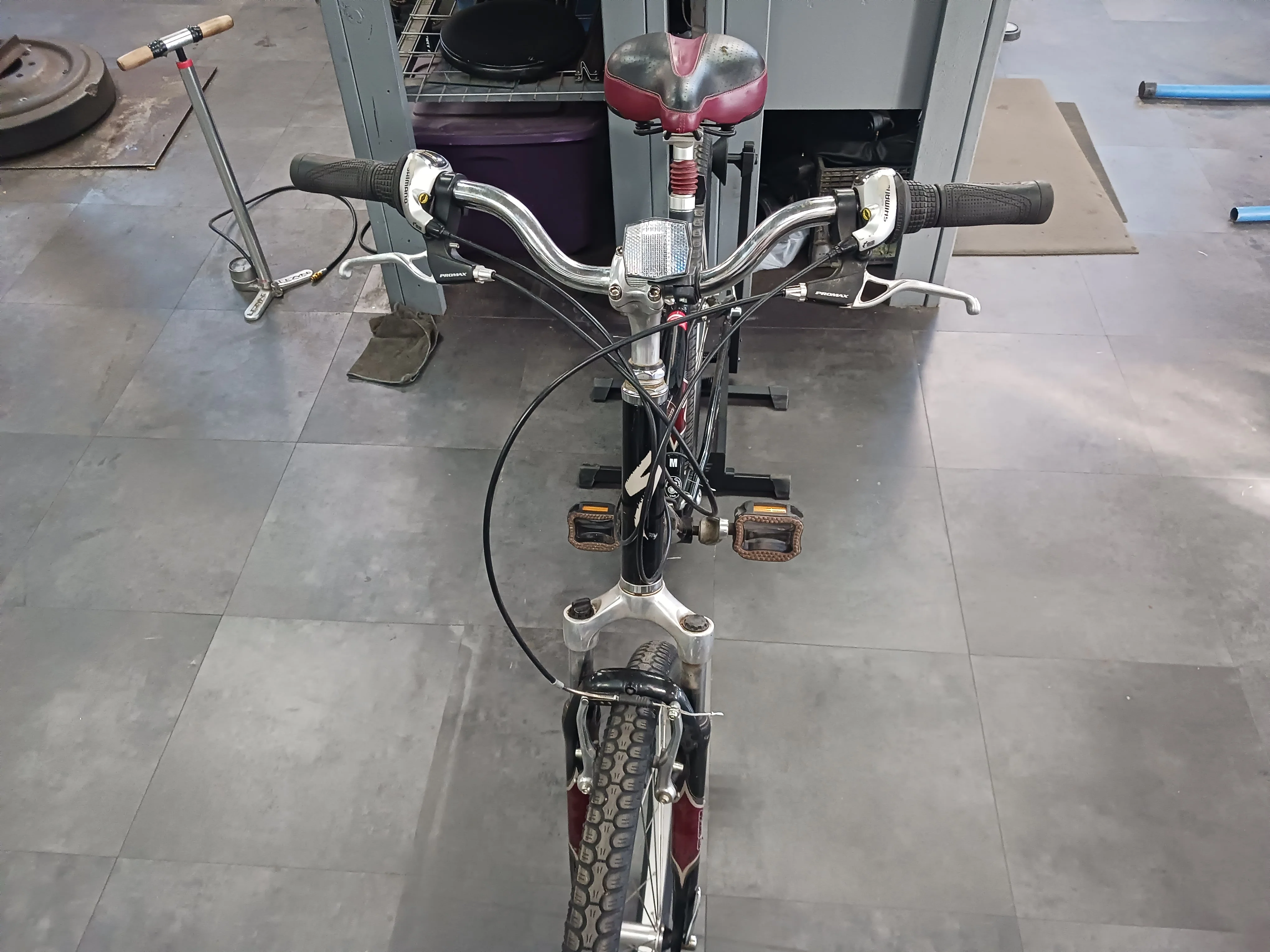Specialized Expedition, Cruiser Bike, Medium - Image 7