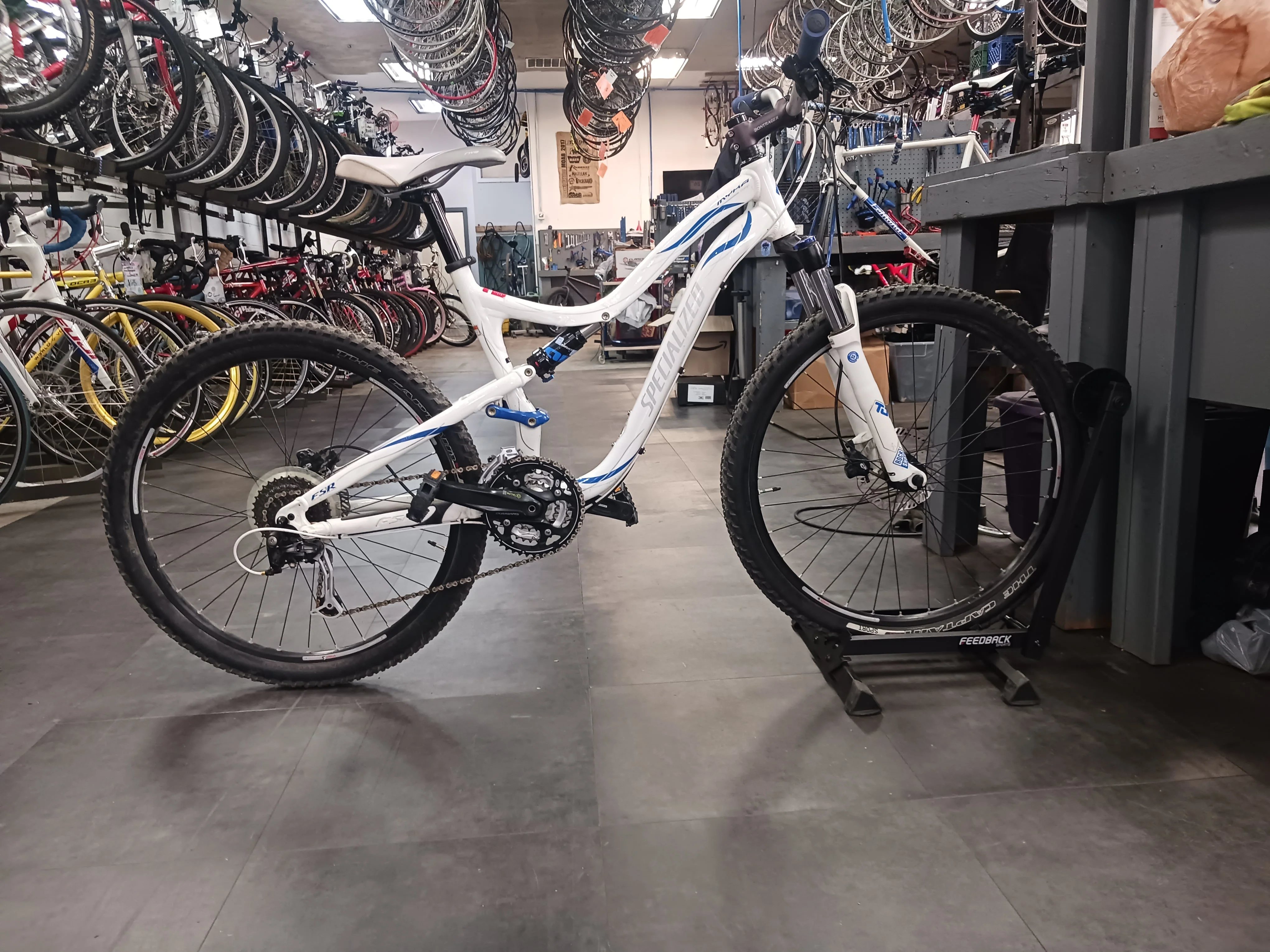 Specialized Myka Comp, Mountain Bike, Small