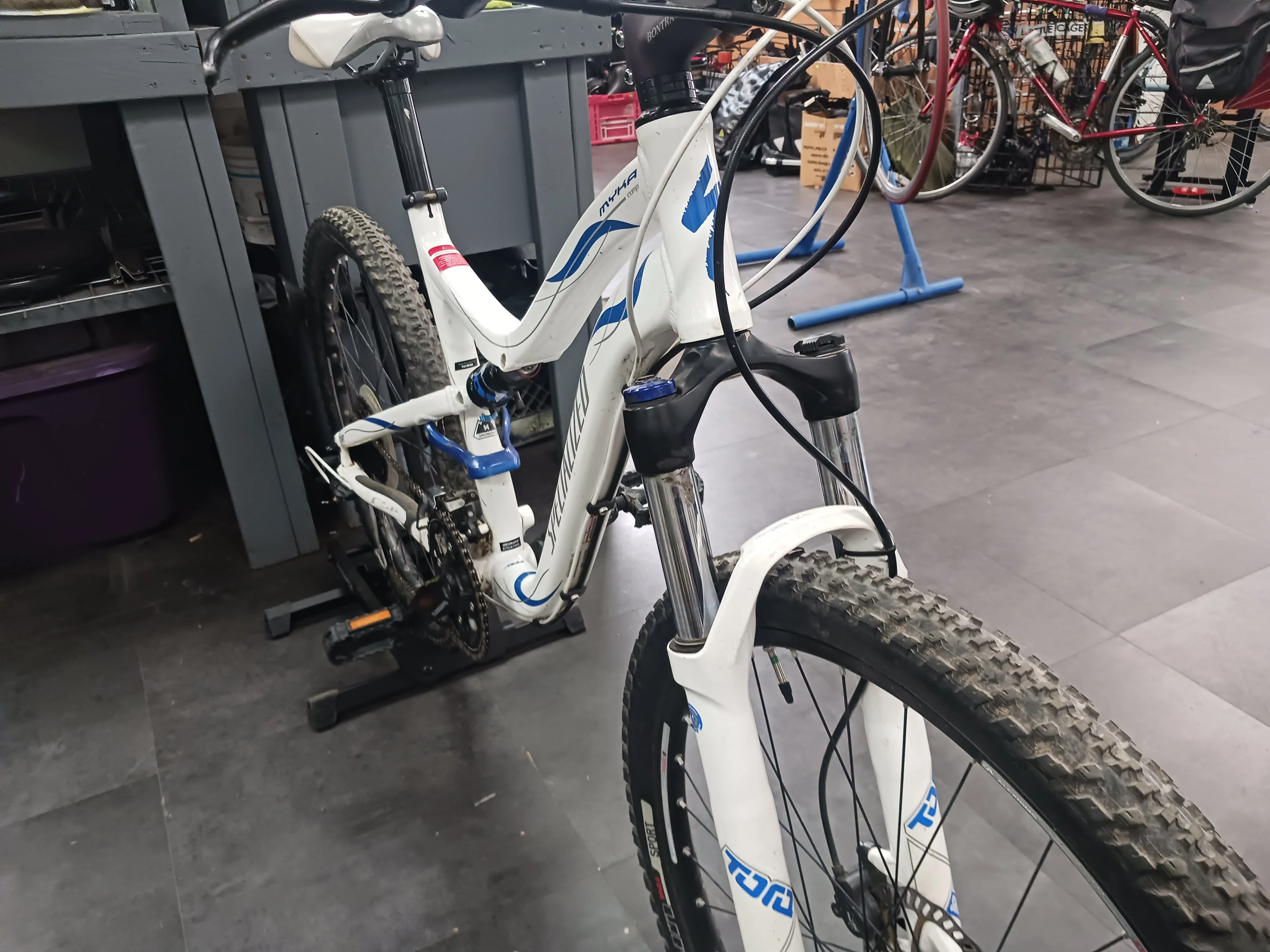 Specialized Myka Comp, Mountain Bike, Small - Image 4