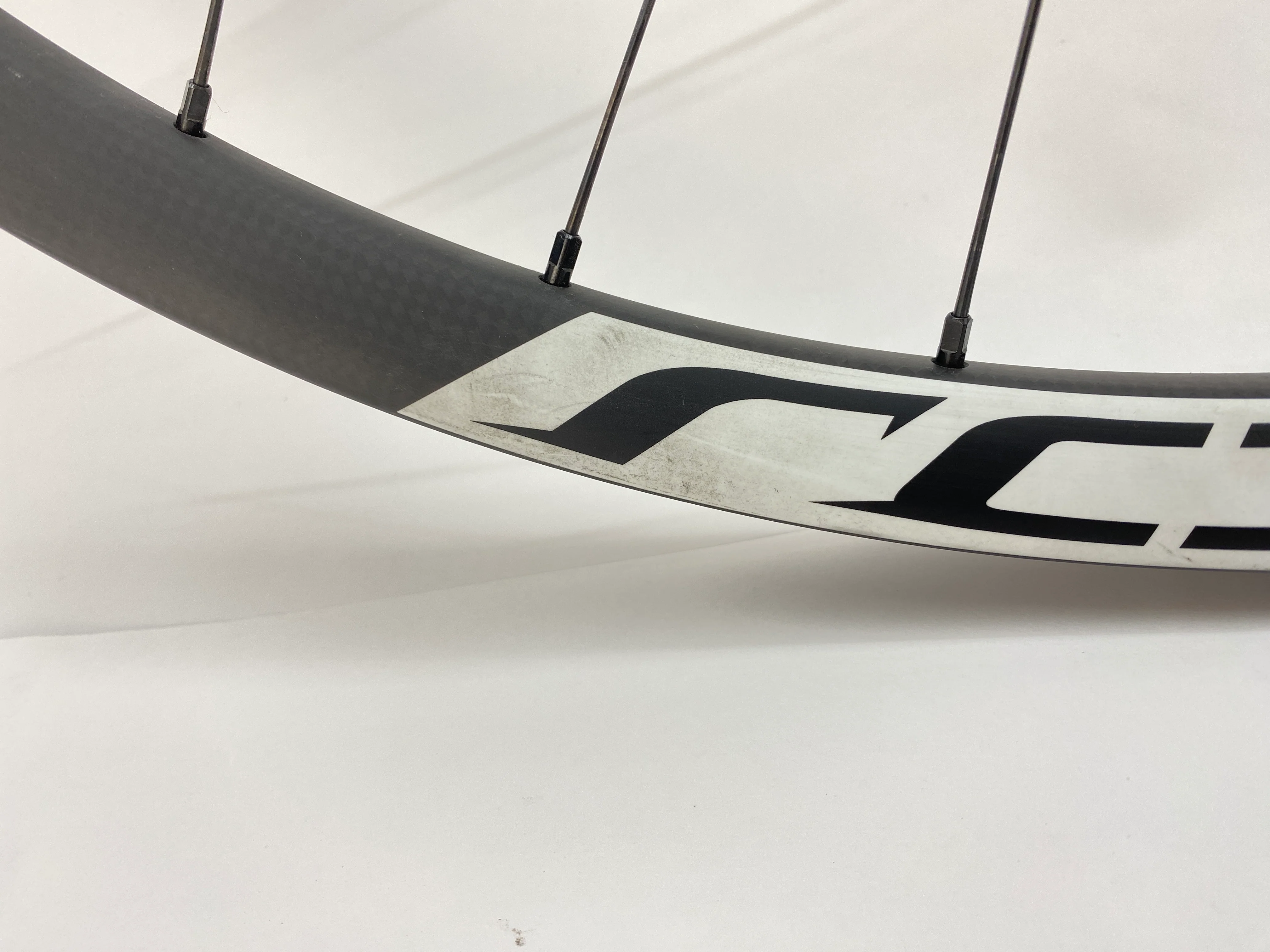 Specialized Roval Control Carbon Front Wheel 29 inch 15 x 100 - Image 2