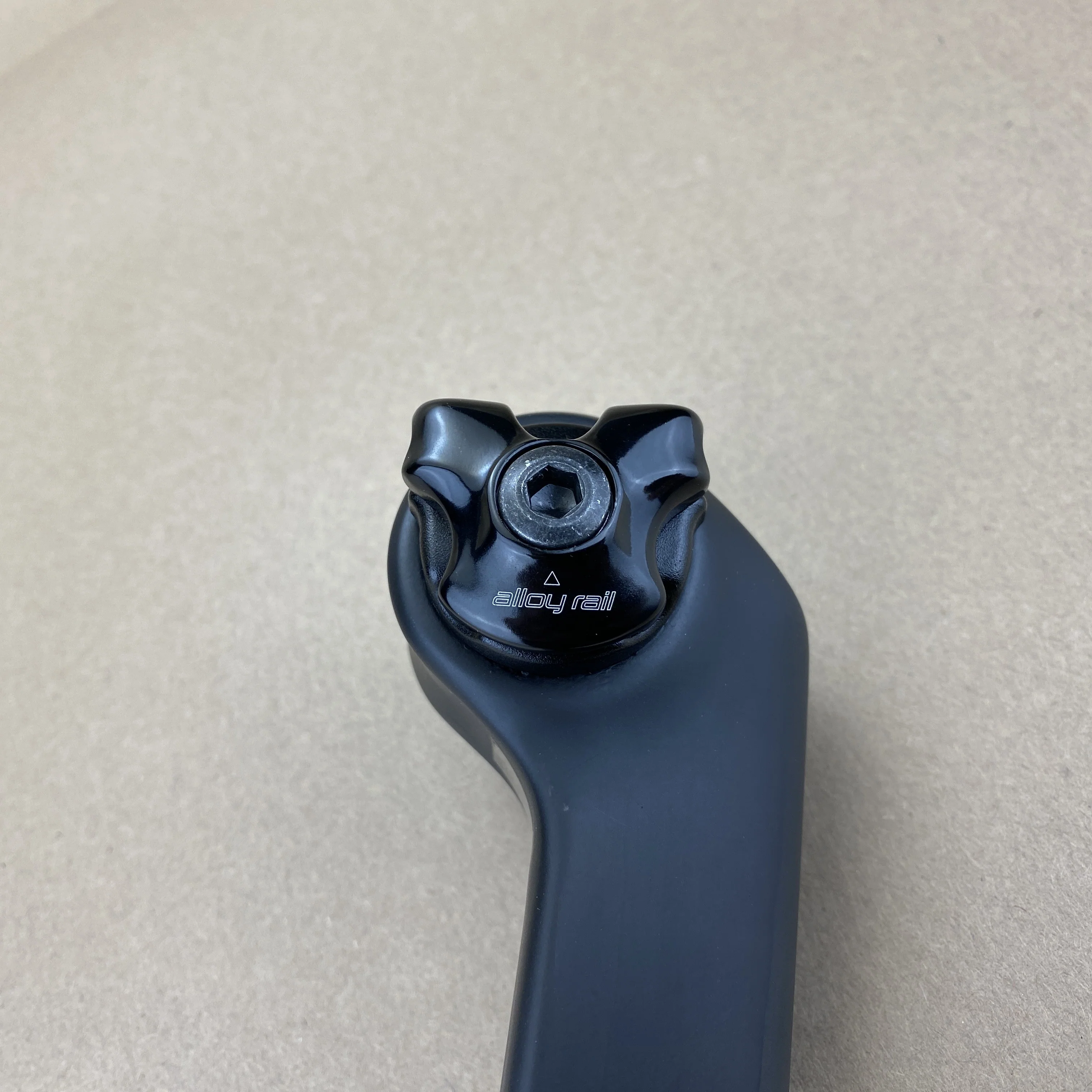 Specialized Shiv Disc Carbon Seatpost 350mm x 25mm - Image 6
