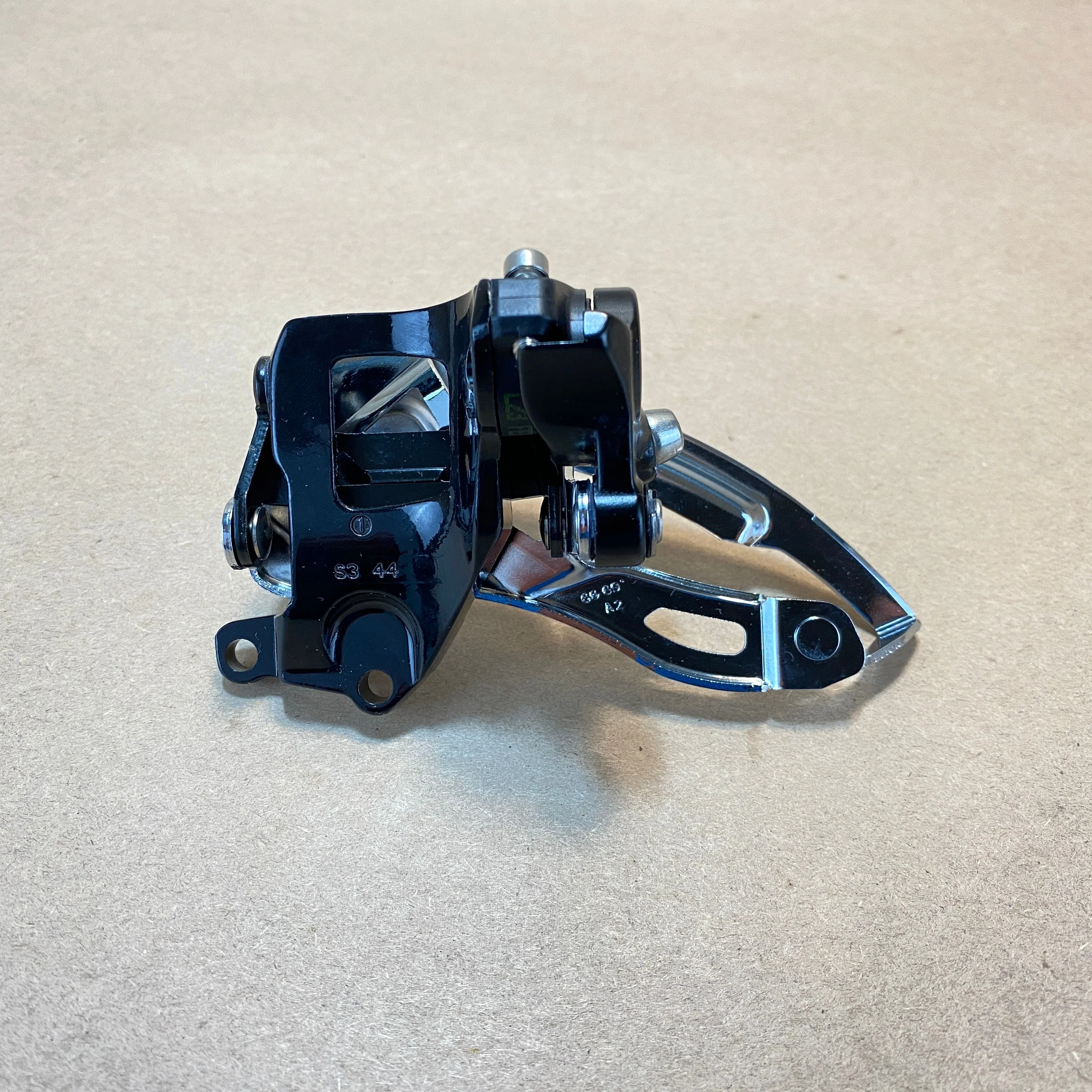SRAM X-9 3 x 10 Direct Mount Front Derailleur - Image 3