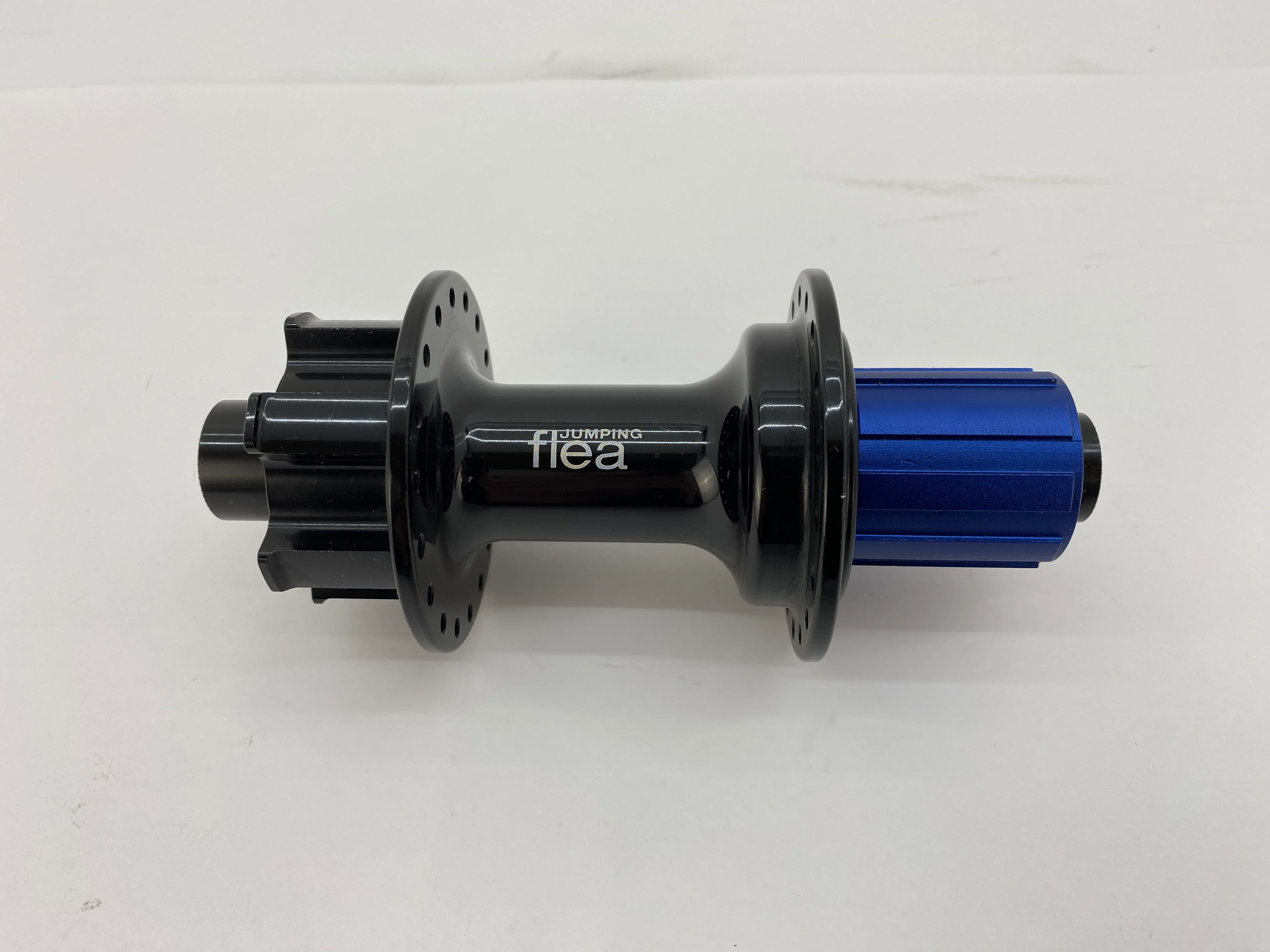 Sun Ringle Jumping Flea Rear Hub 36 hole 150mm - Image 2