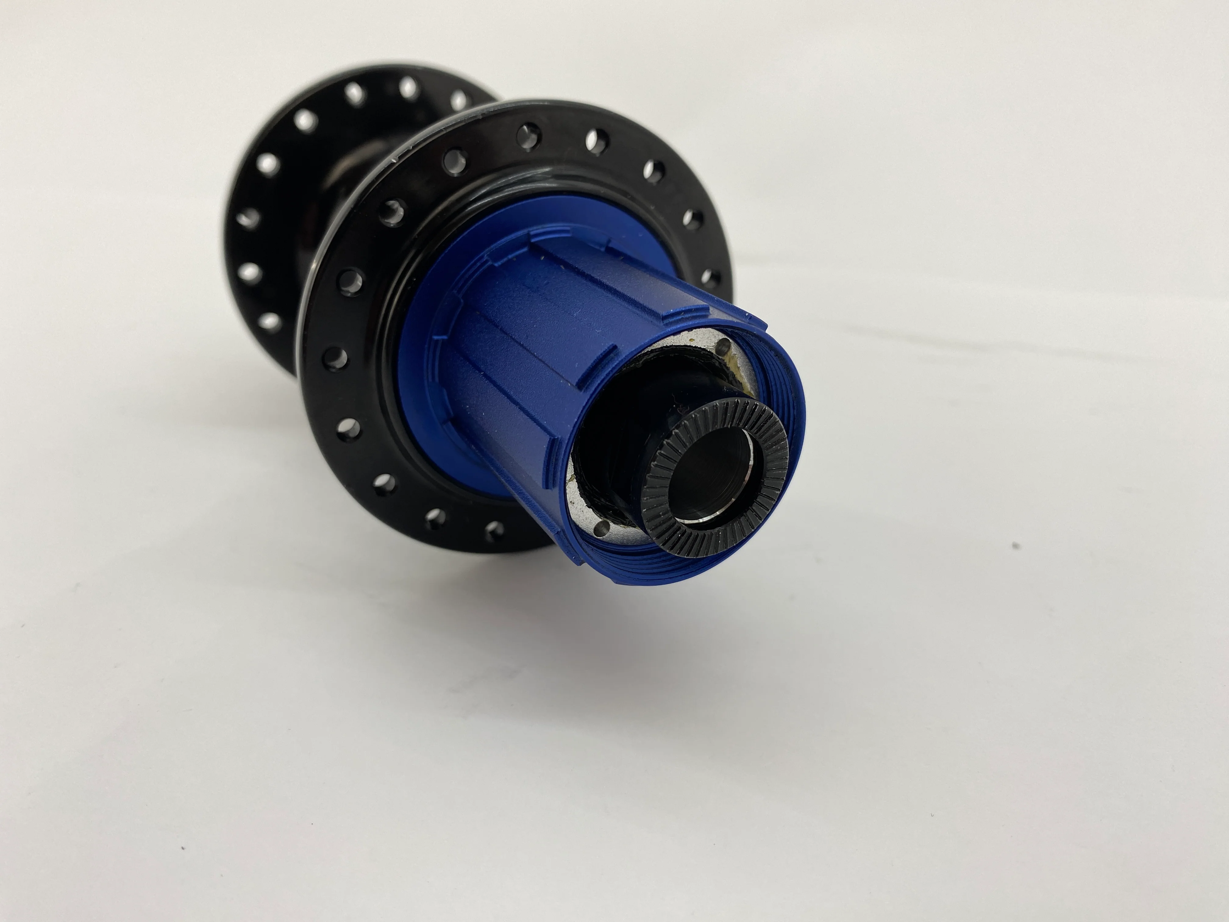 Sun Ringle Jumping Flea Rear Hub 36 hole 150mm - Image 3