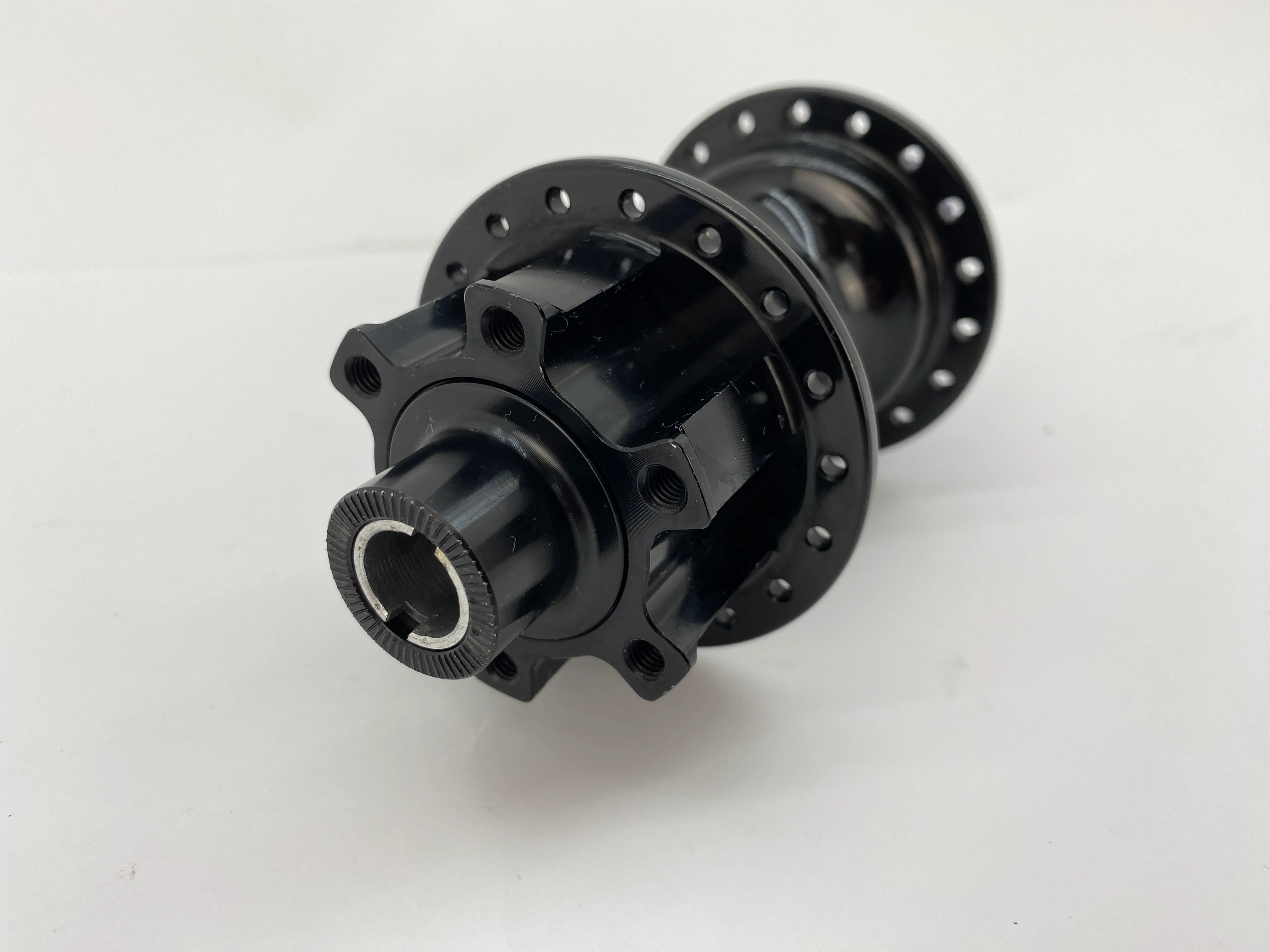 Sun Ringle Jumping Flea Rear Hub 36 hole 150mm - Image 5