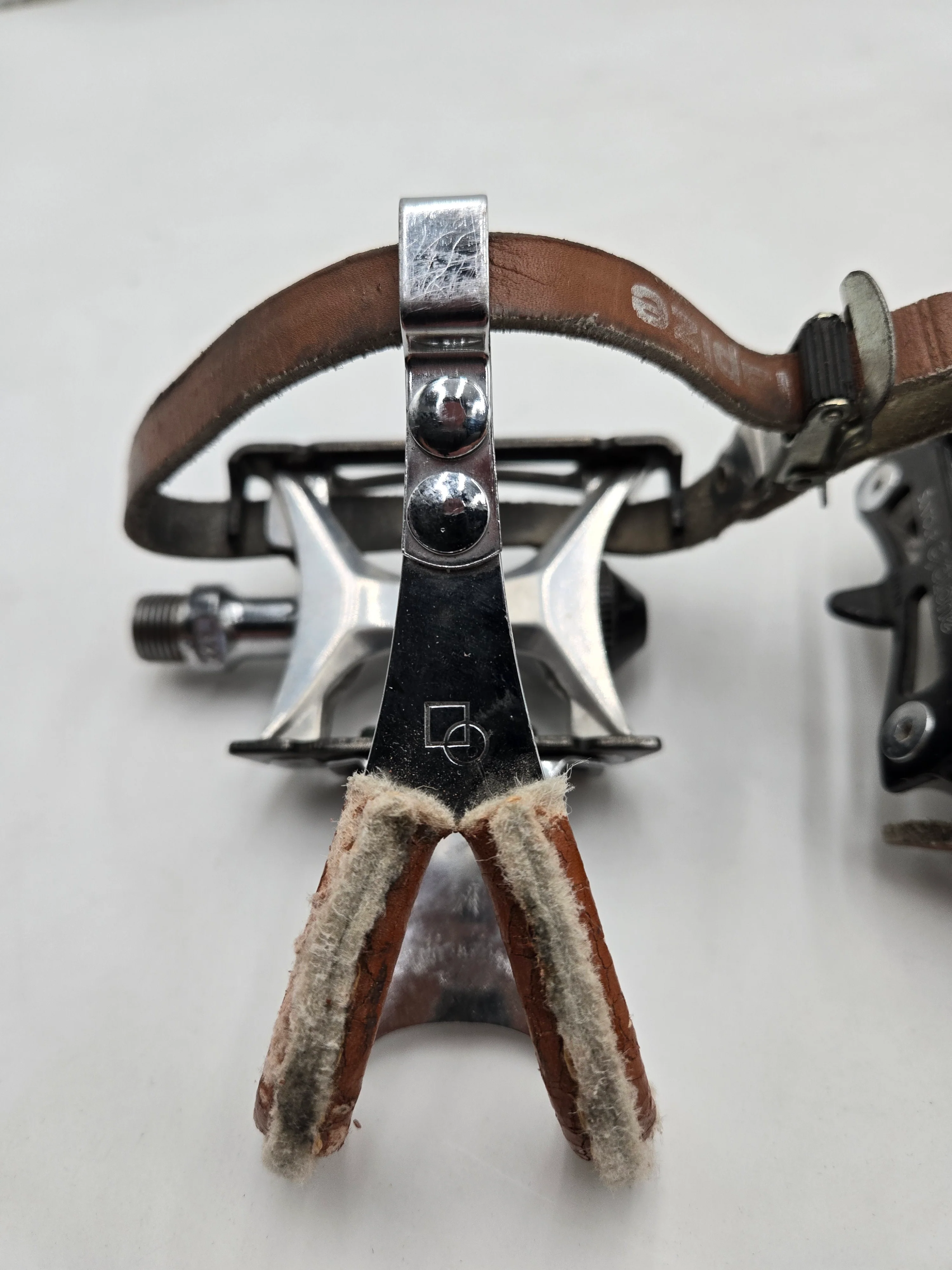 Sun Tour Cyclone Pedals 9/16 - Image 6