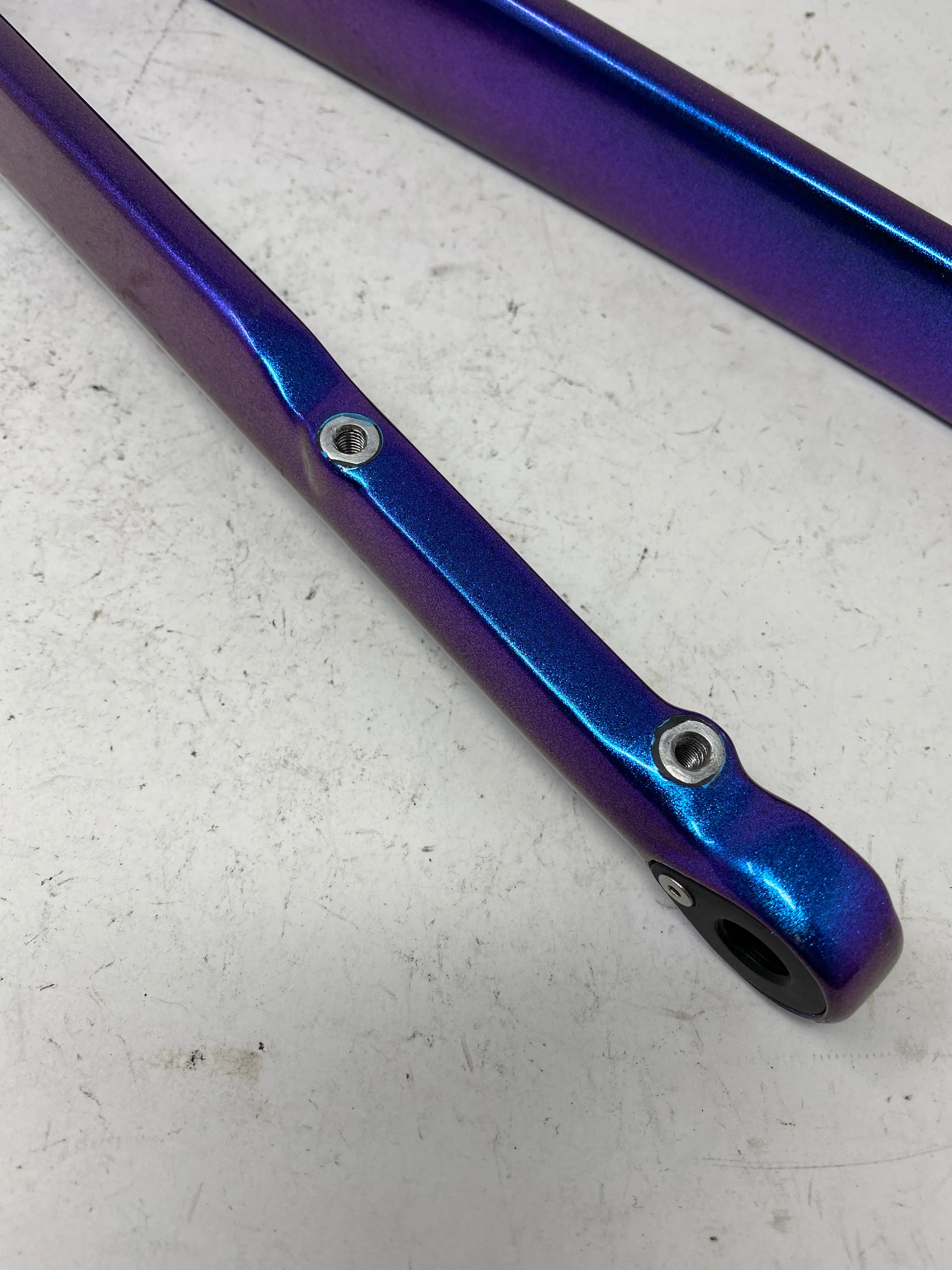 Trek Madone Carbon 700c Road Bike Fork Iridescent Purple 12x100 - Image 4